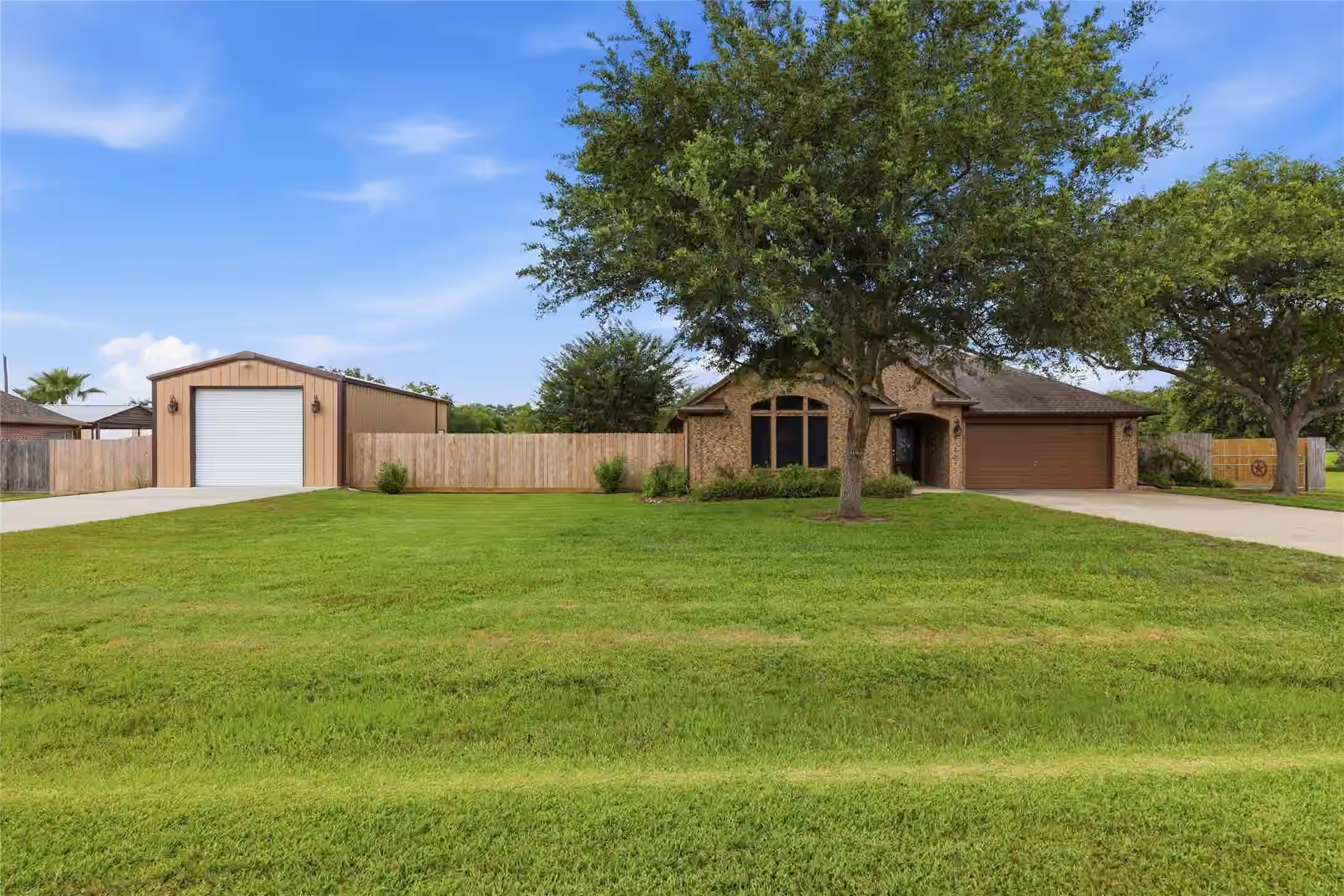 Photo 3 of 16210 Bluebird Street, Santa Fe, TX