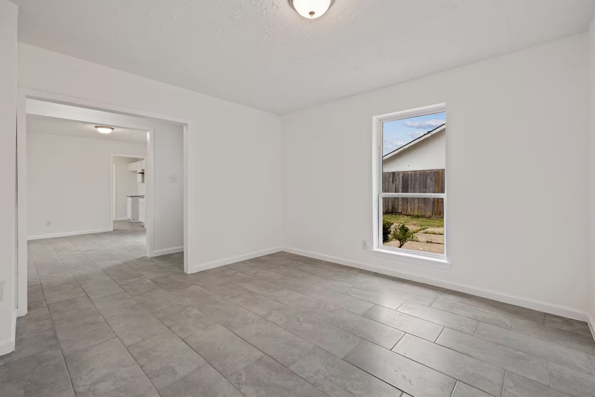 Photo 3 of 9423 Kristin Drive, Houston, TX