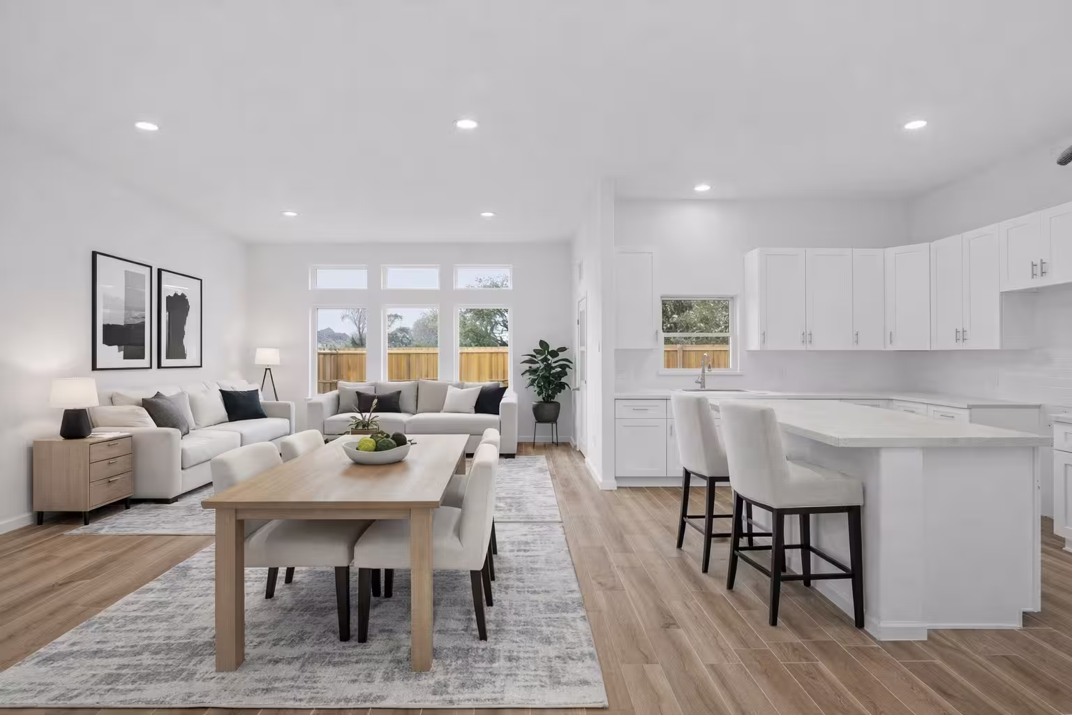 Photo 5 of 13926 Leabrandon Lane, Houston, TX