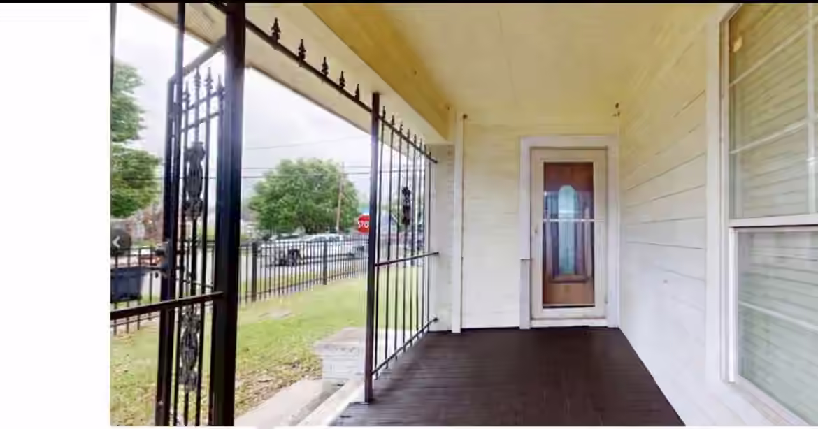 Photo 5 of 101 Eastgate Street, Houston, TX