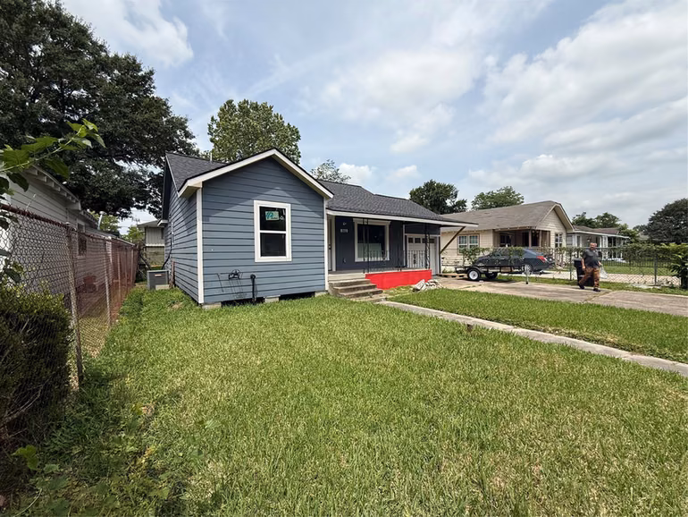 Photo of 342 Hoffman Street, Houston, TX