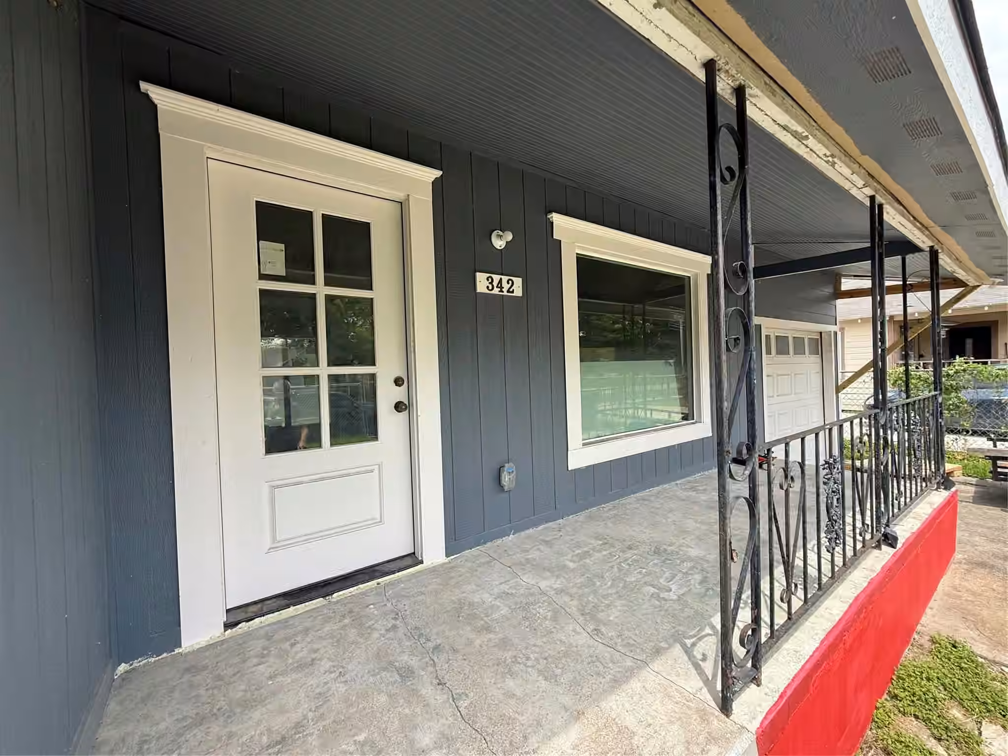 Photo 2 of 342 Hoffman Street, Houston, TX