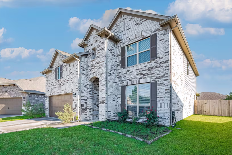 Photo 3 of 4507 Shallow Hill Court, Houston, TX