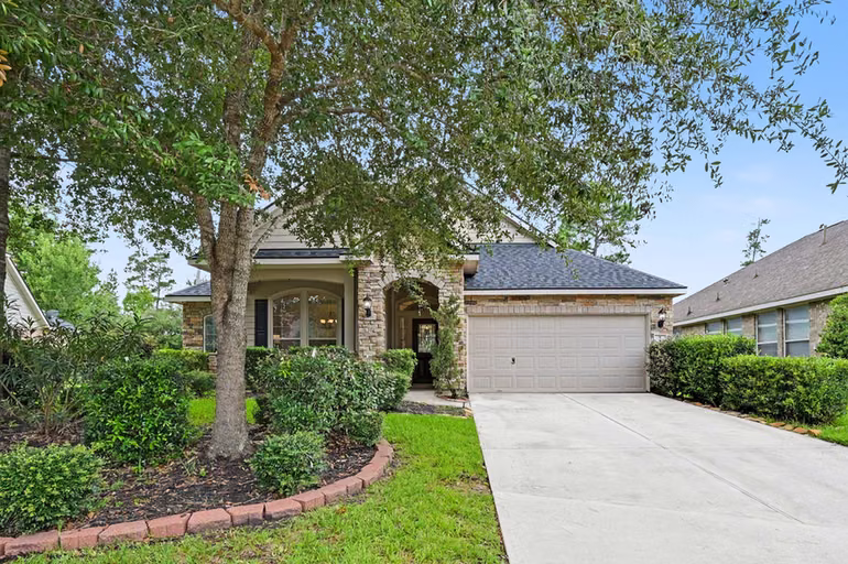 Photo 3 of 7 Fraiser Fir Place, Spring, TX