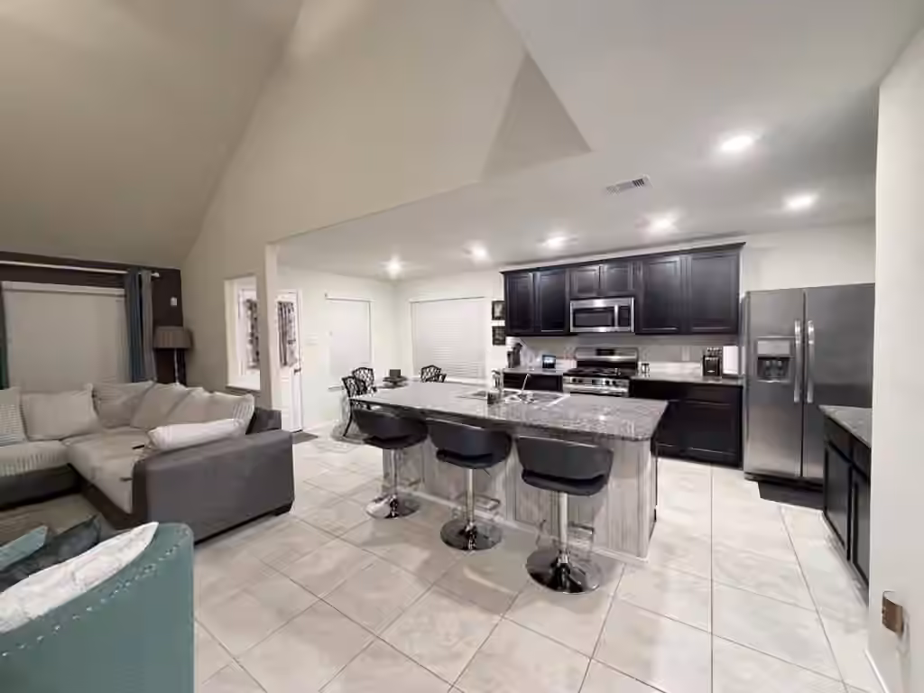 Photo 6 of 2806 Bretton Woods Drive, Conroe, TX