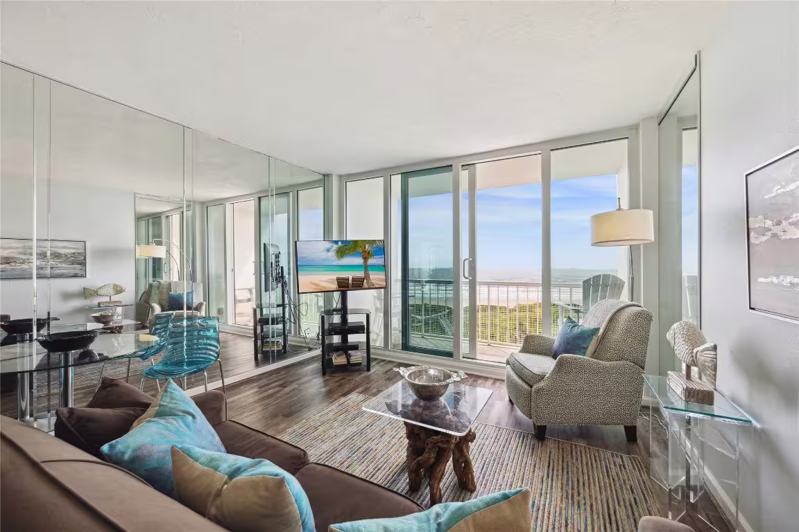 Photo 7 of 1401 E Beach Drive 509, Galveston, TX