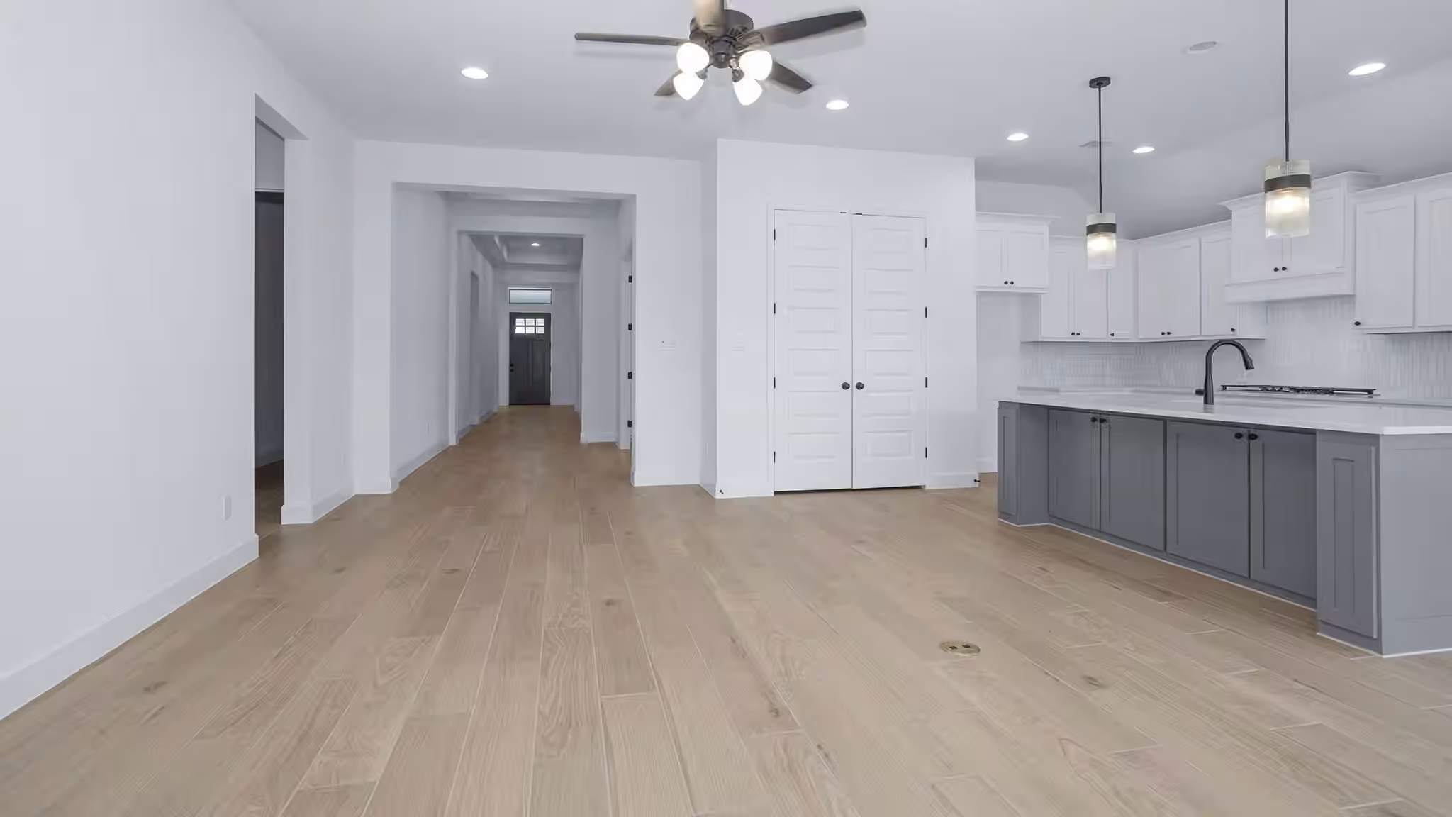 Photo 6 of 1708 El Pino Street, Montgomery, TX