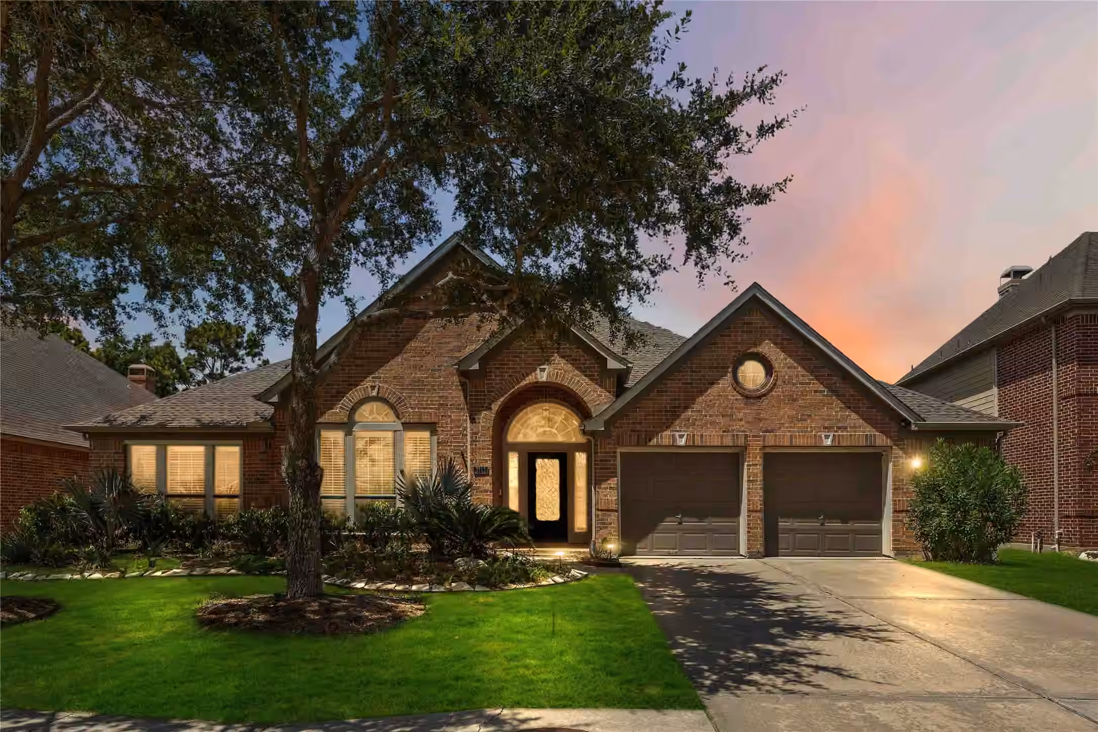 Photo of 2712 Green Mountain Drive, Pearland, TX 77584