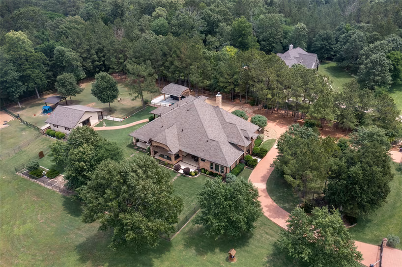 Photo 3 of 26166 Crown Ranch Blvd, Montgomery, TX