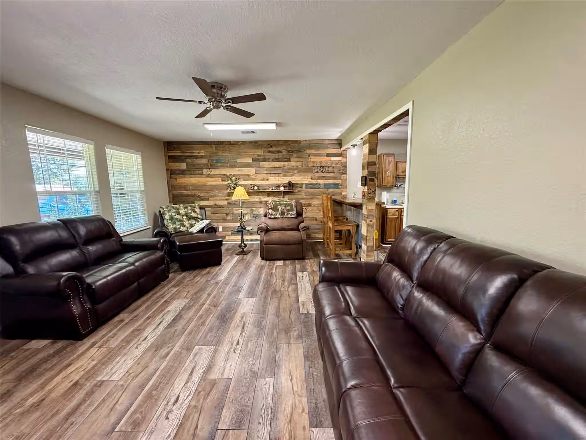 Photo 7 of 317 Crews Way, West Columbia, TX