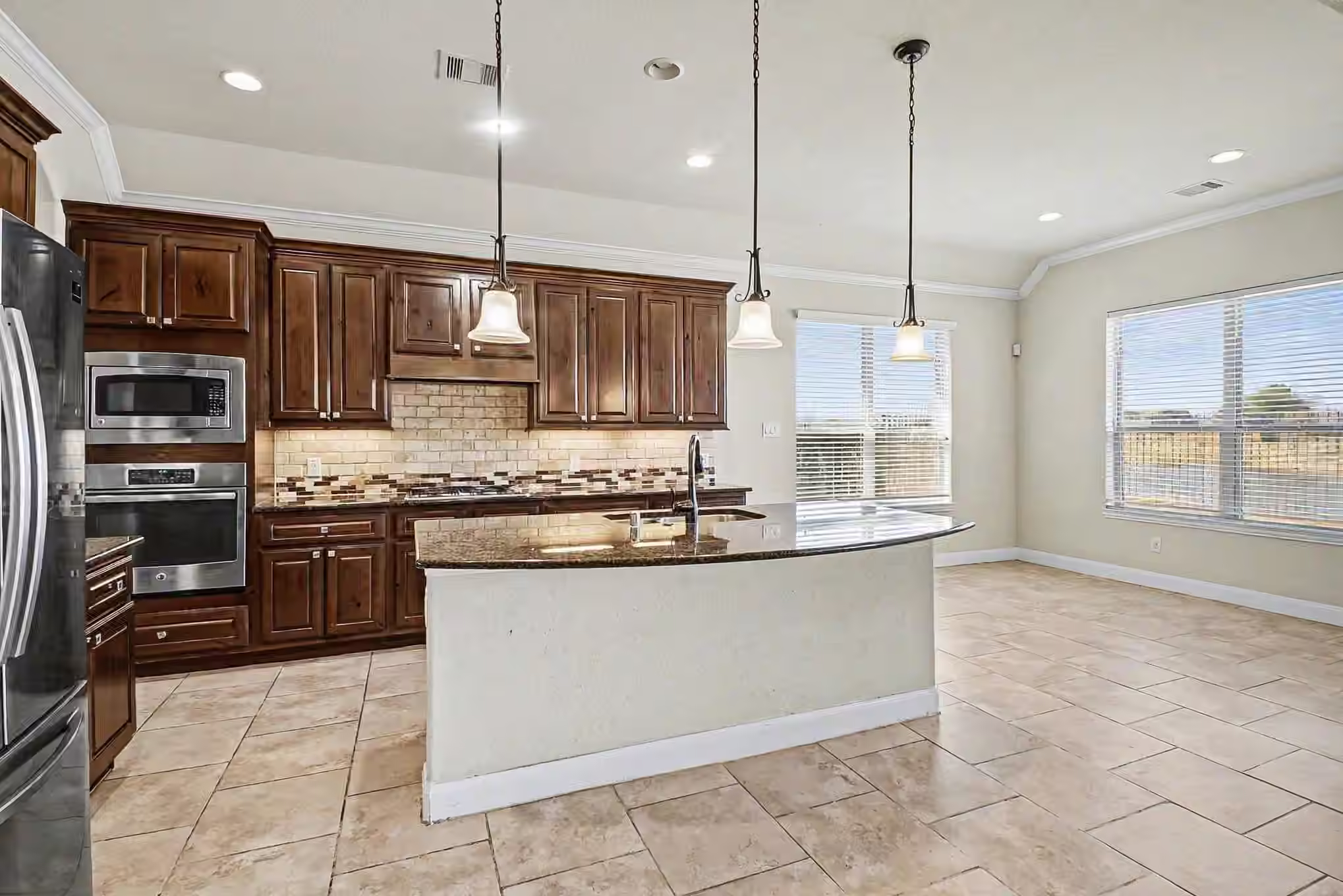 Photo 6 of 13303 Kemper Rock Court, Rosharon, TX