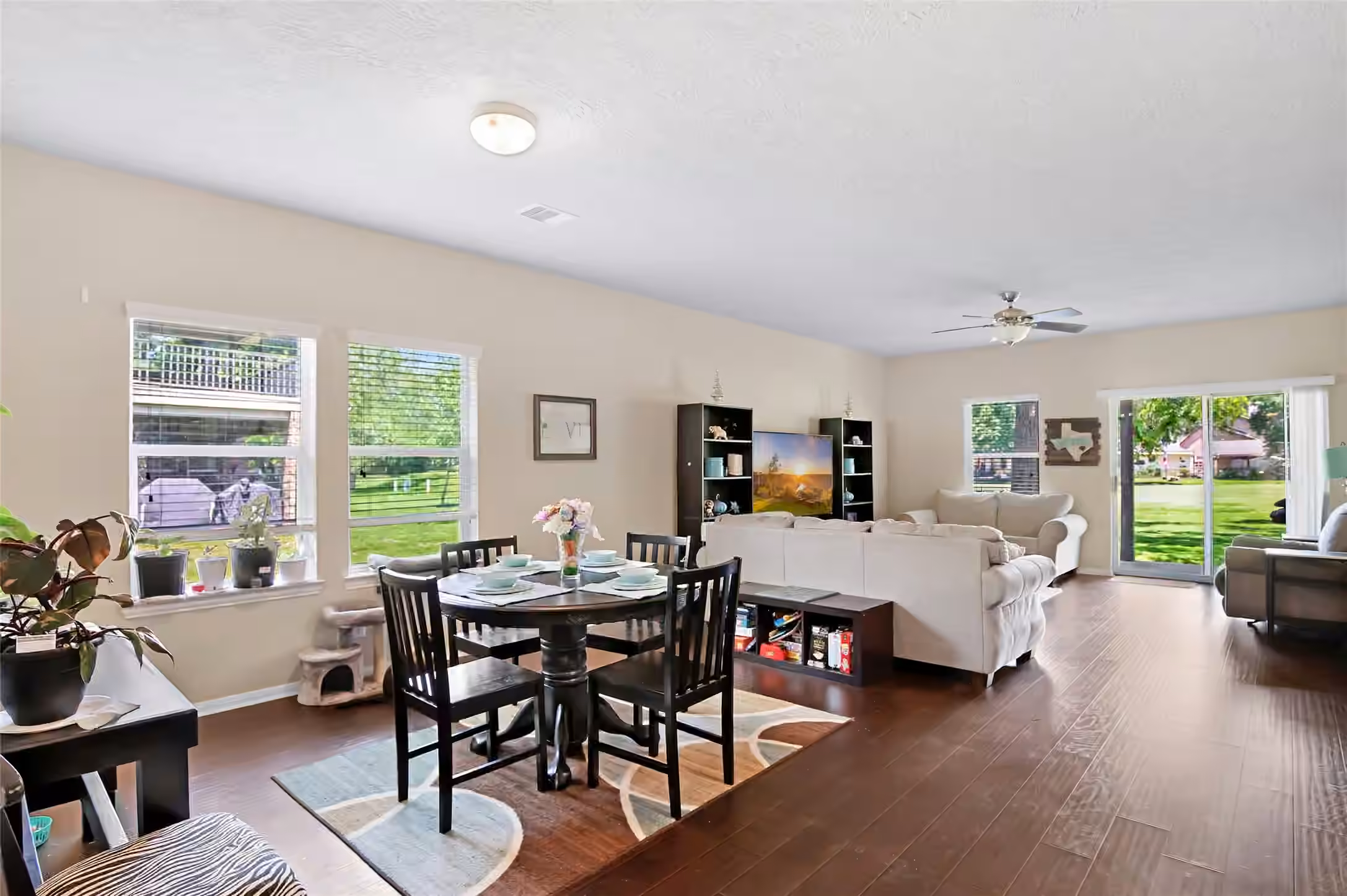 Photo 6 of 1603 Sahara Drive, Crosby, TX