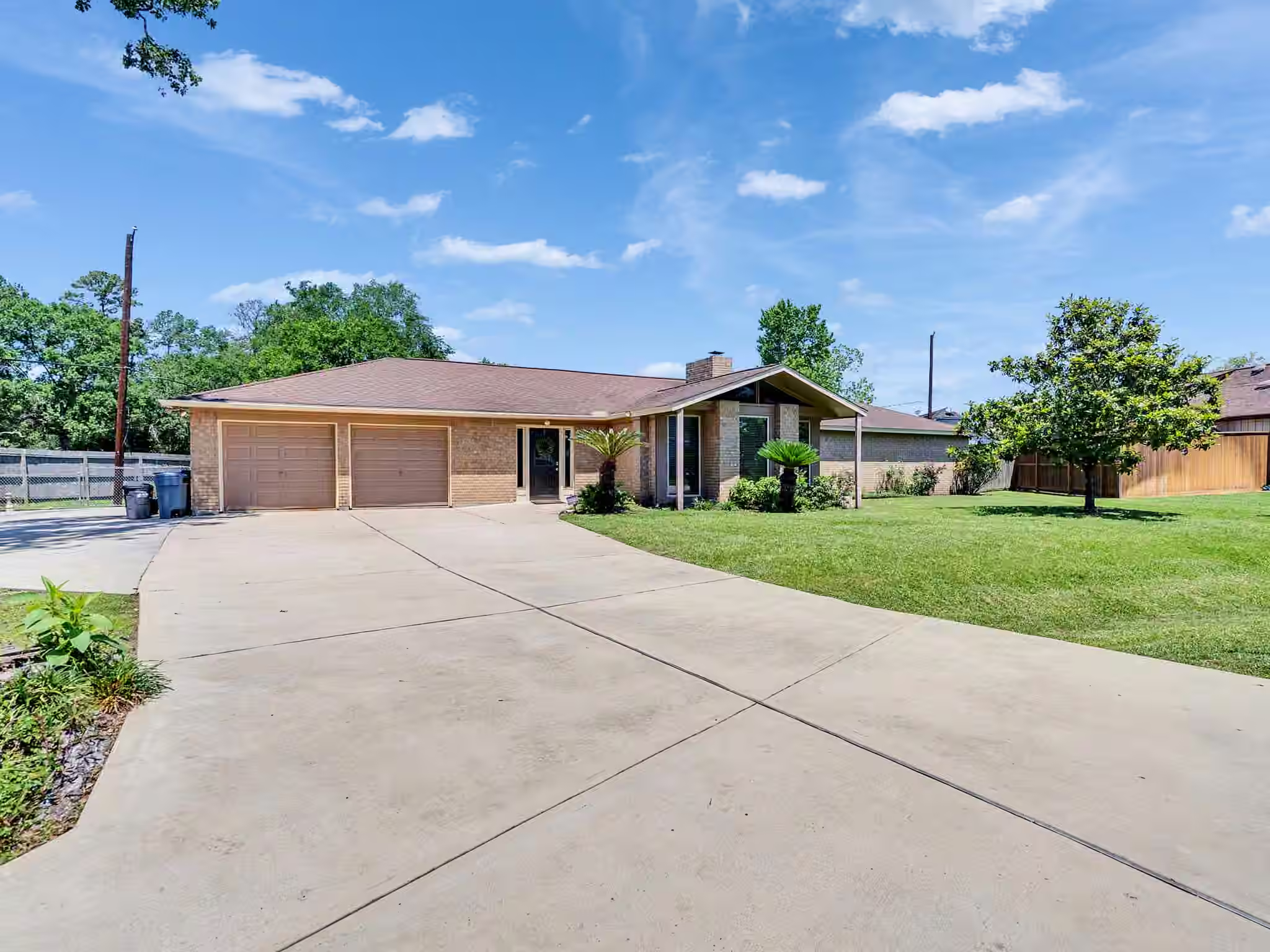 Photo 4 of 603 Casper Court, Spring, TX