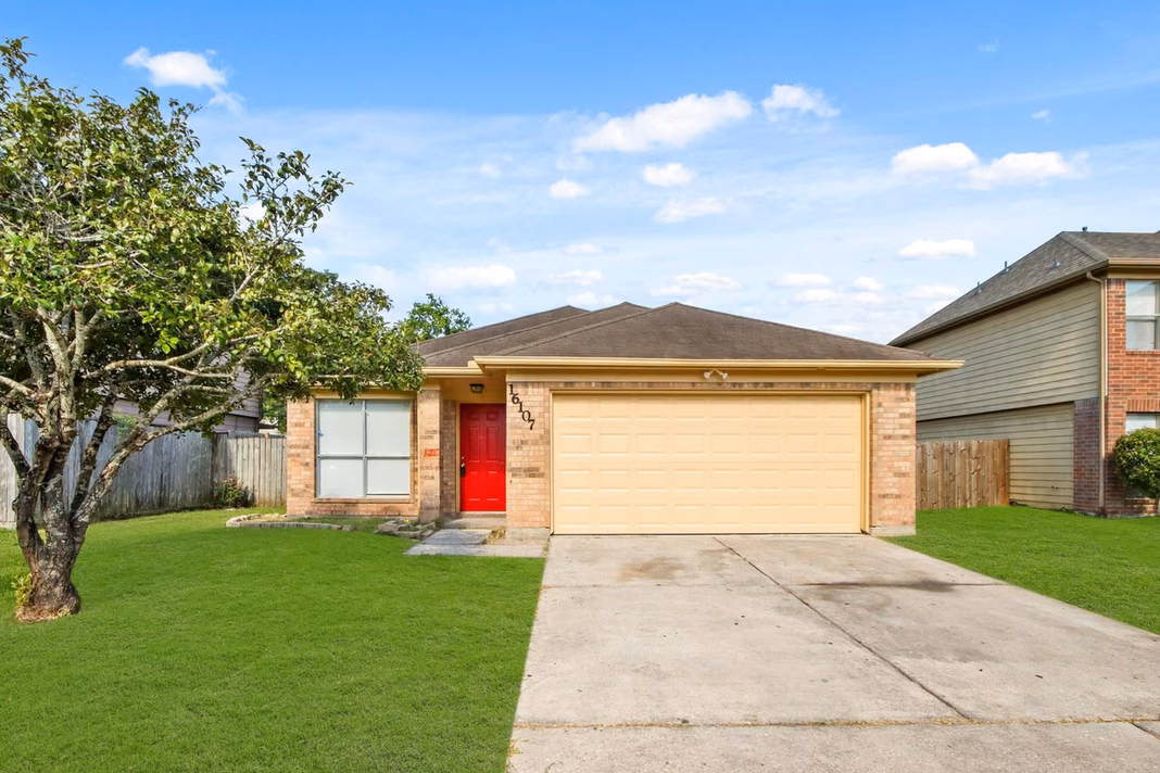 Photo of 16107 Catbird Court, Humble, TX 77396