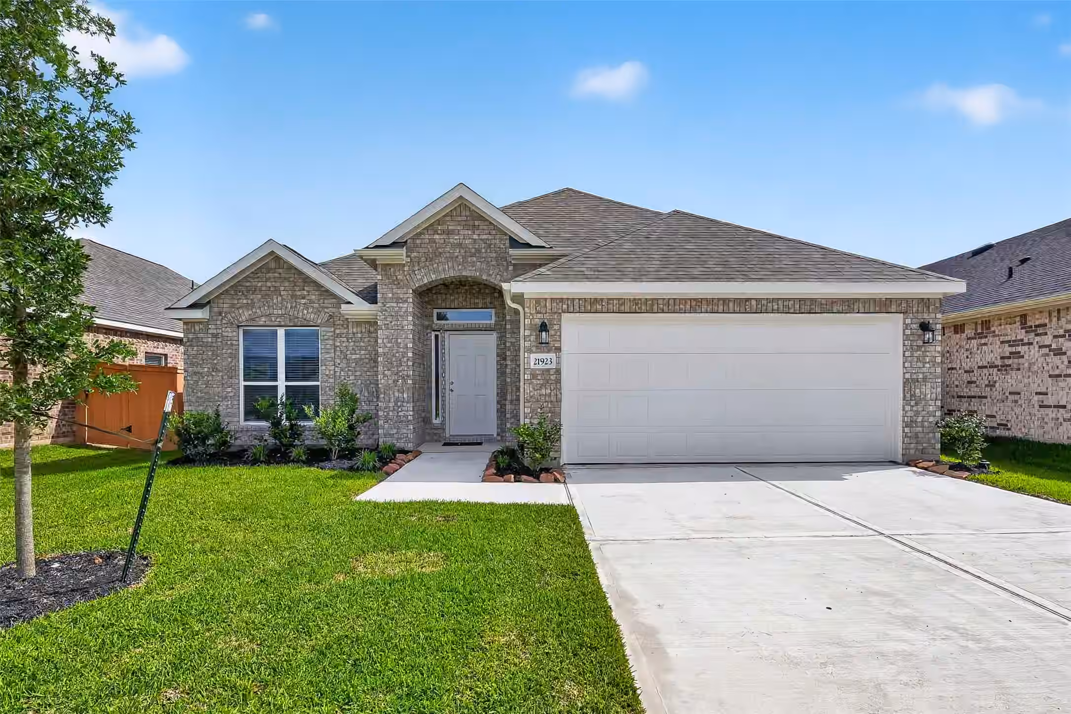 Photo of 21923 Oia Island Drive, Hockley, TX
