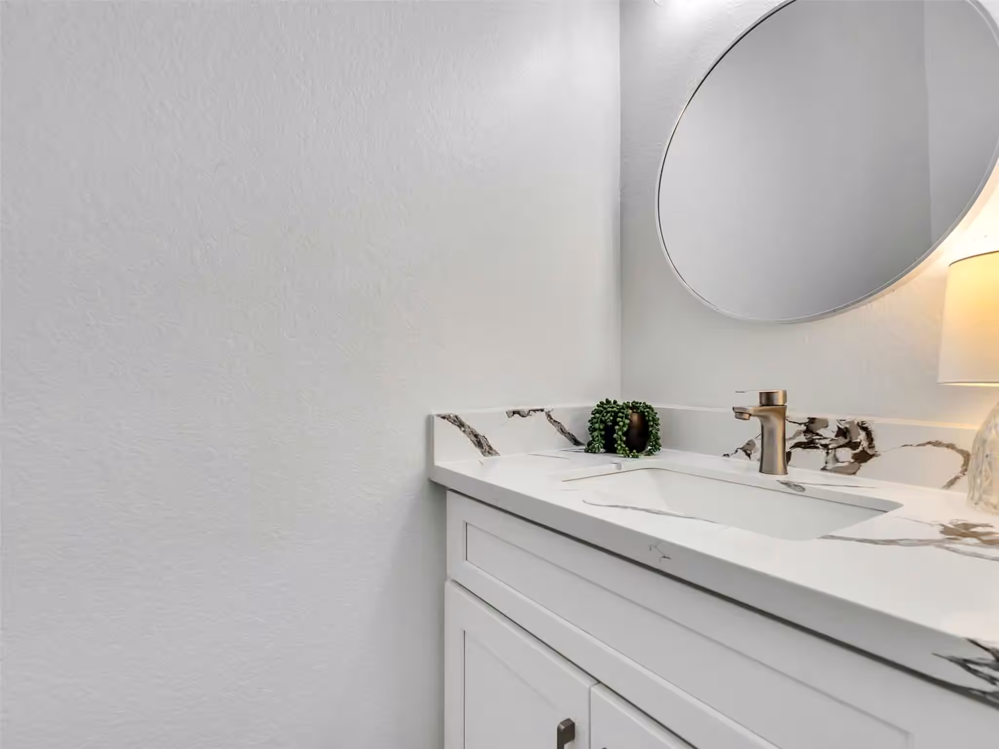Photo 6 of 7923 Bonaire Street, Houston, TX