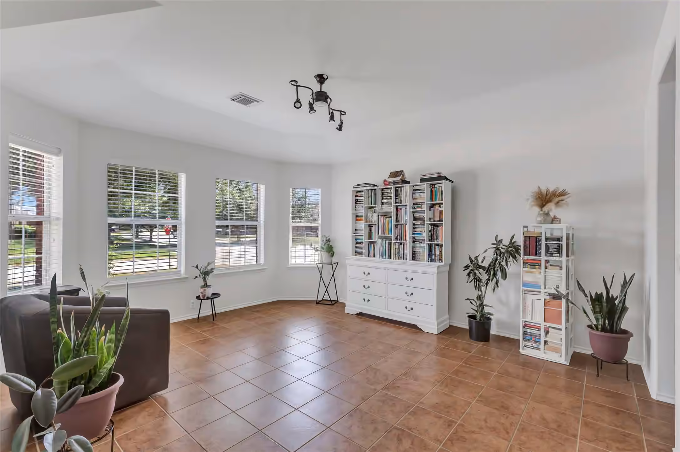 Photo 3 of 2756 Woodspring Acres Drive, Houston, TX