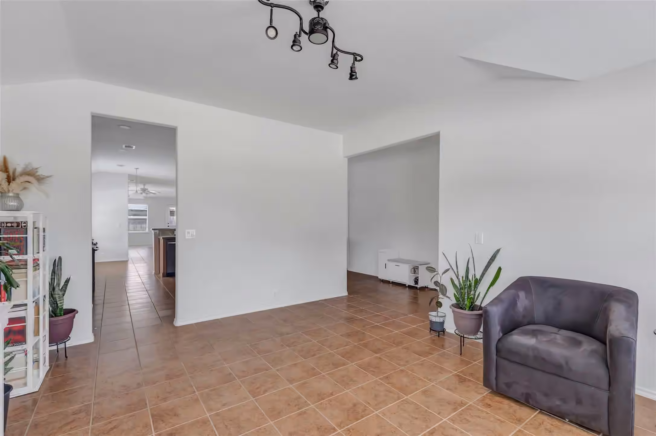 Photo 6 of 2756 Woodspring Acres Drive, Houston, TX