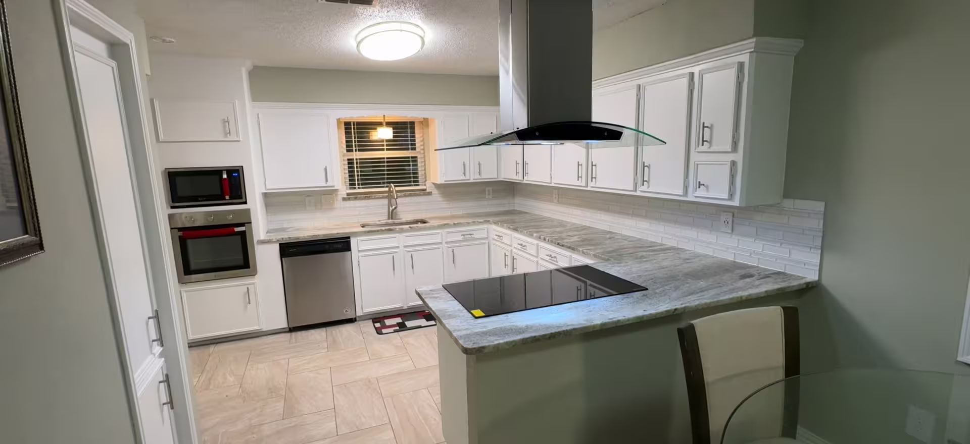 Photo 3 of 3830 Fairvalley Drive, Houston, TX