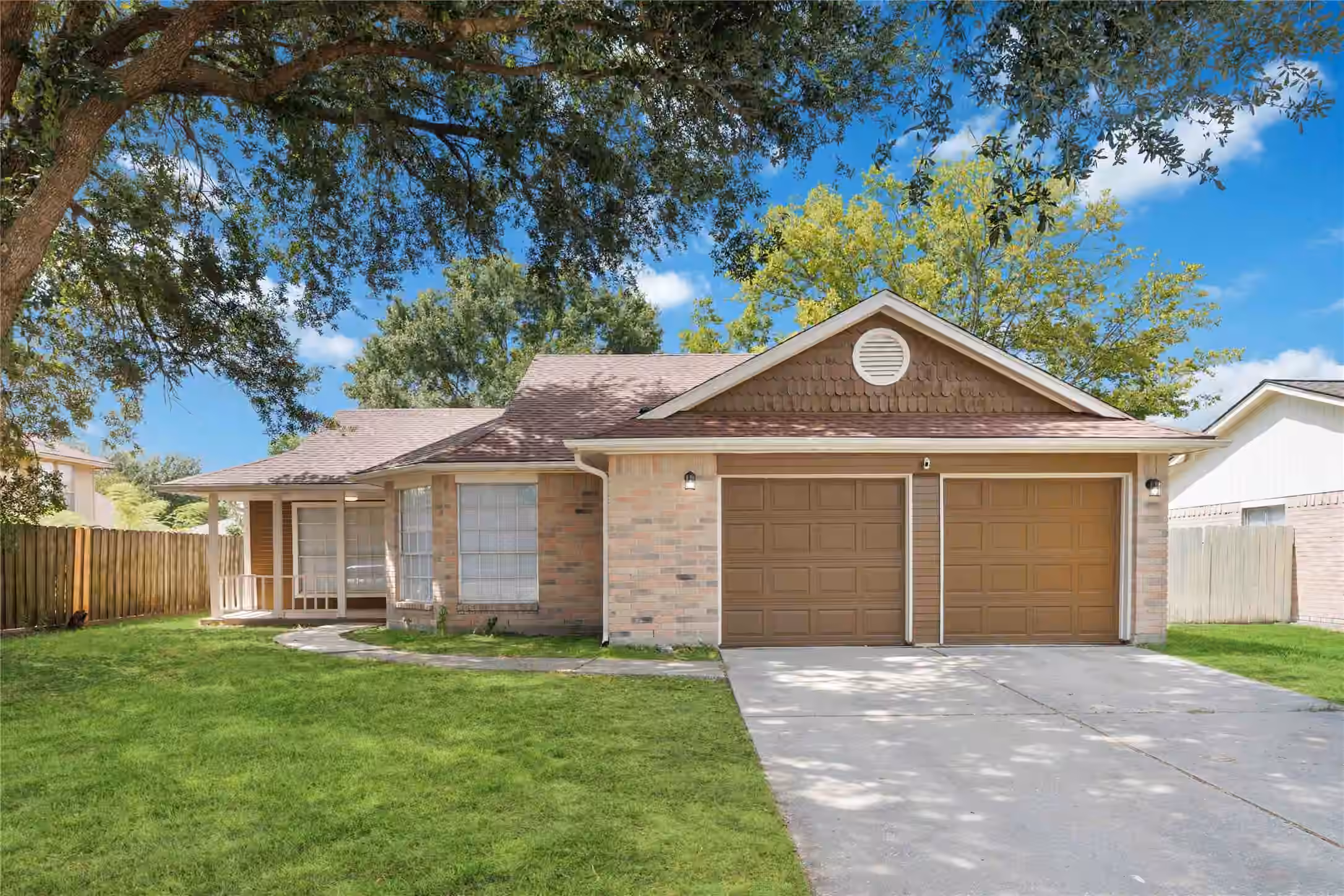 Photo of 10727 Kentington Oak Drive, Humble, TX 77396