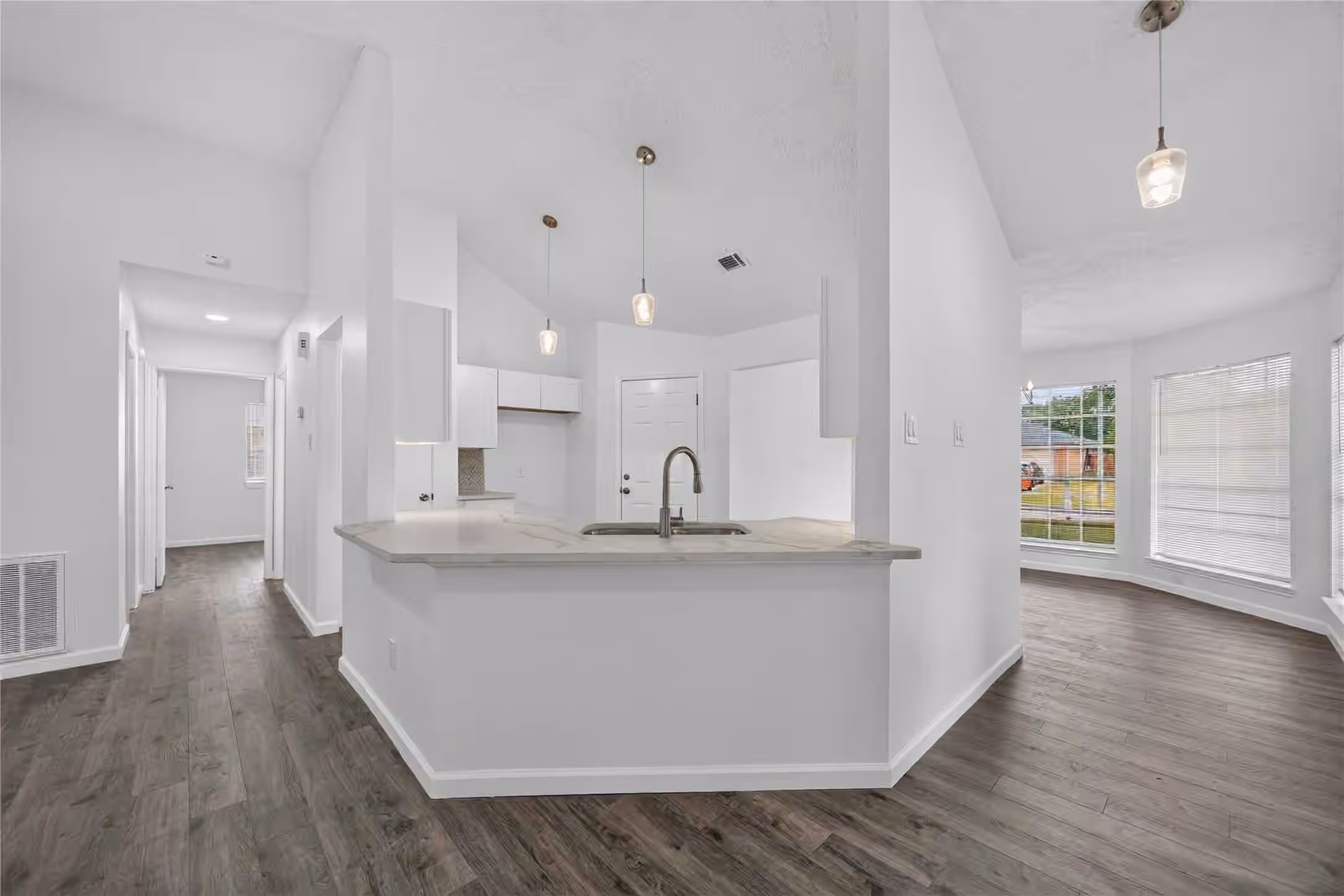 Photo 6 of 10727 Kentington Oak Drive, Humble, TX