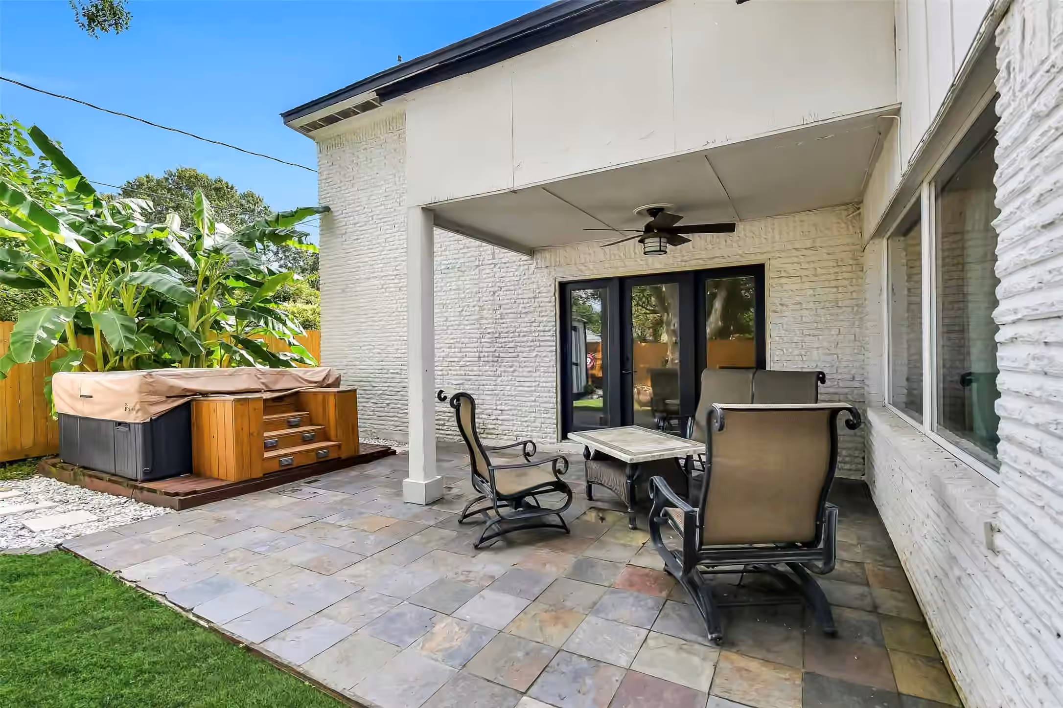 Photo 3 of 4406 Benning Drive, Houston, TX