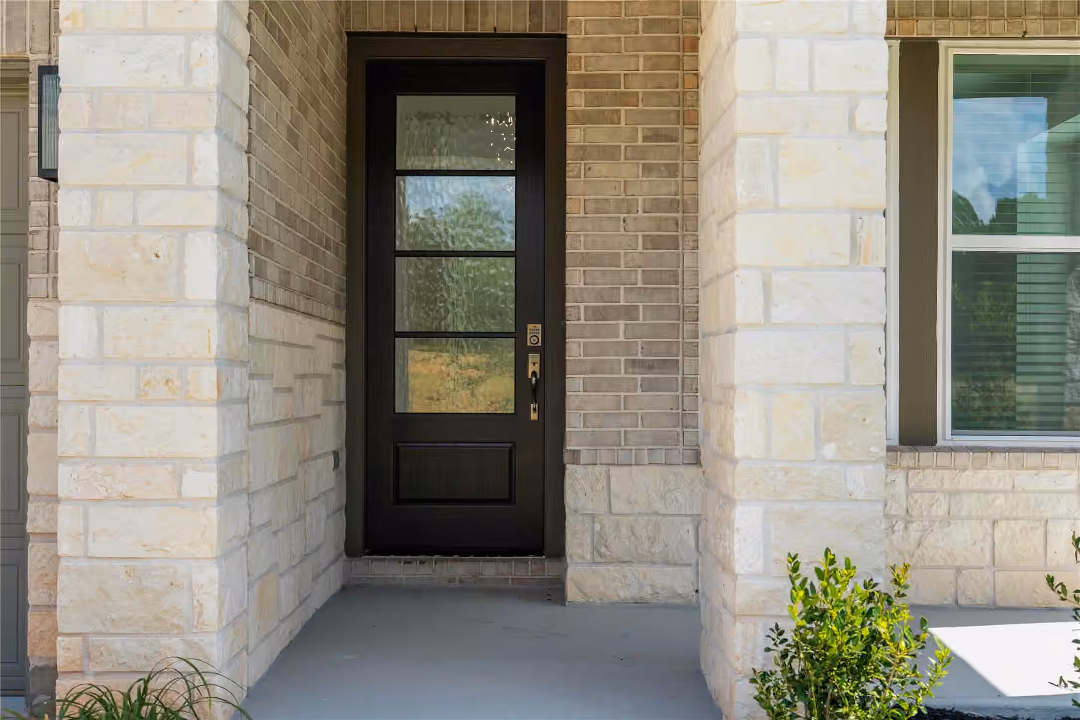 Photo 7 of 2027 Forest Stream Way, Conroe, TX