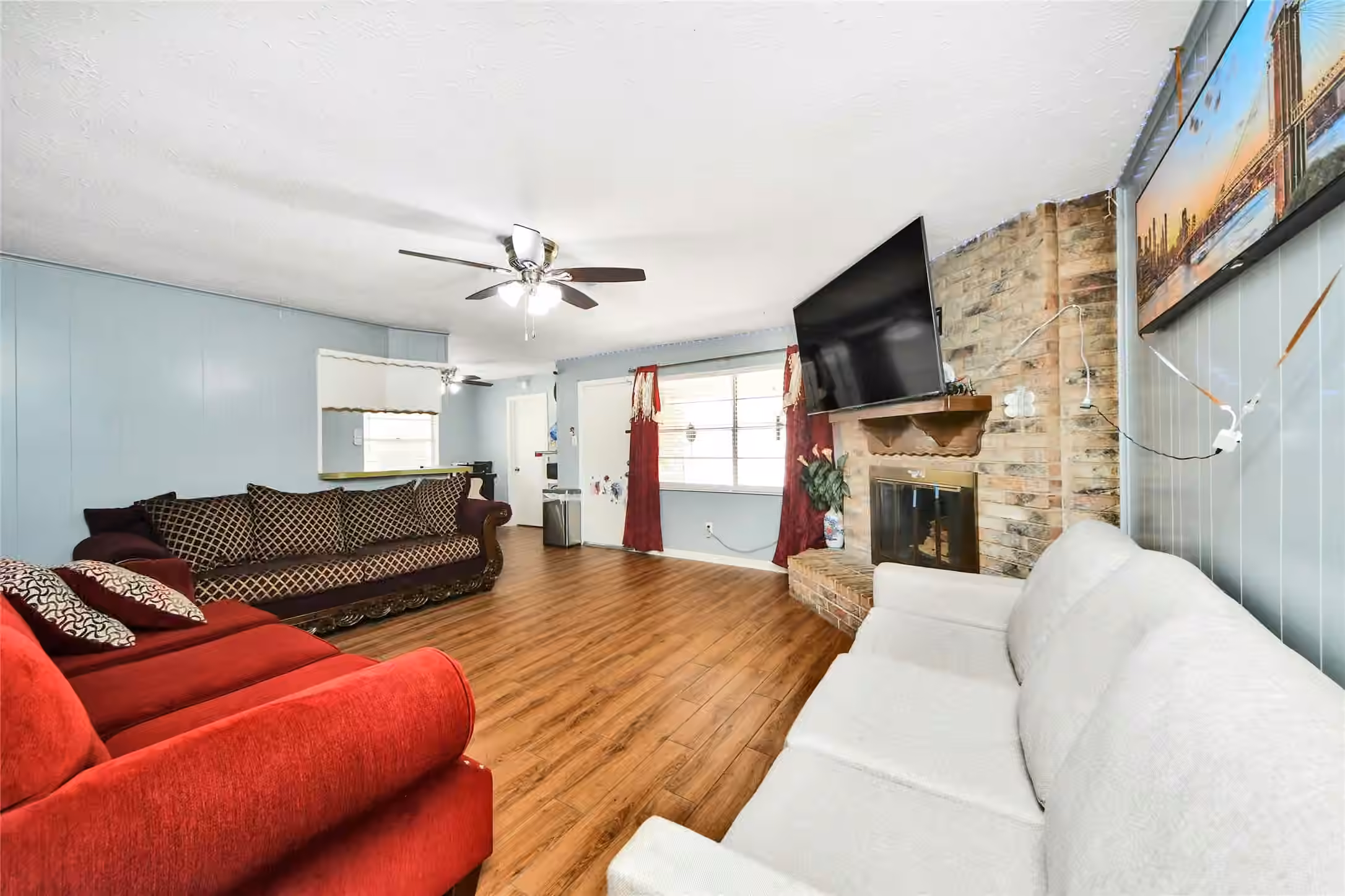 Photo 7 of 12503 Millbanks Drive, Houston, TX