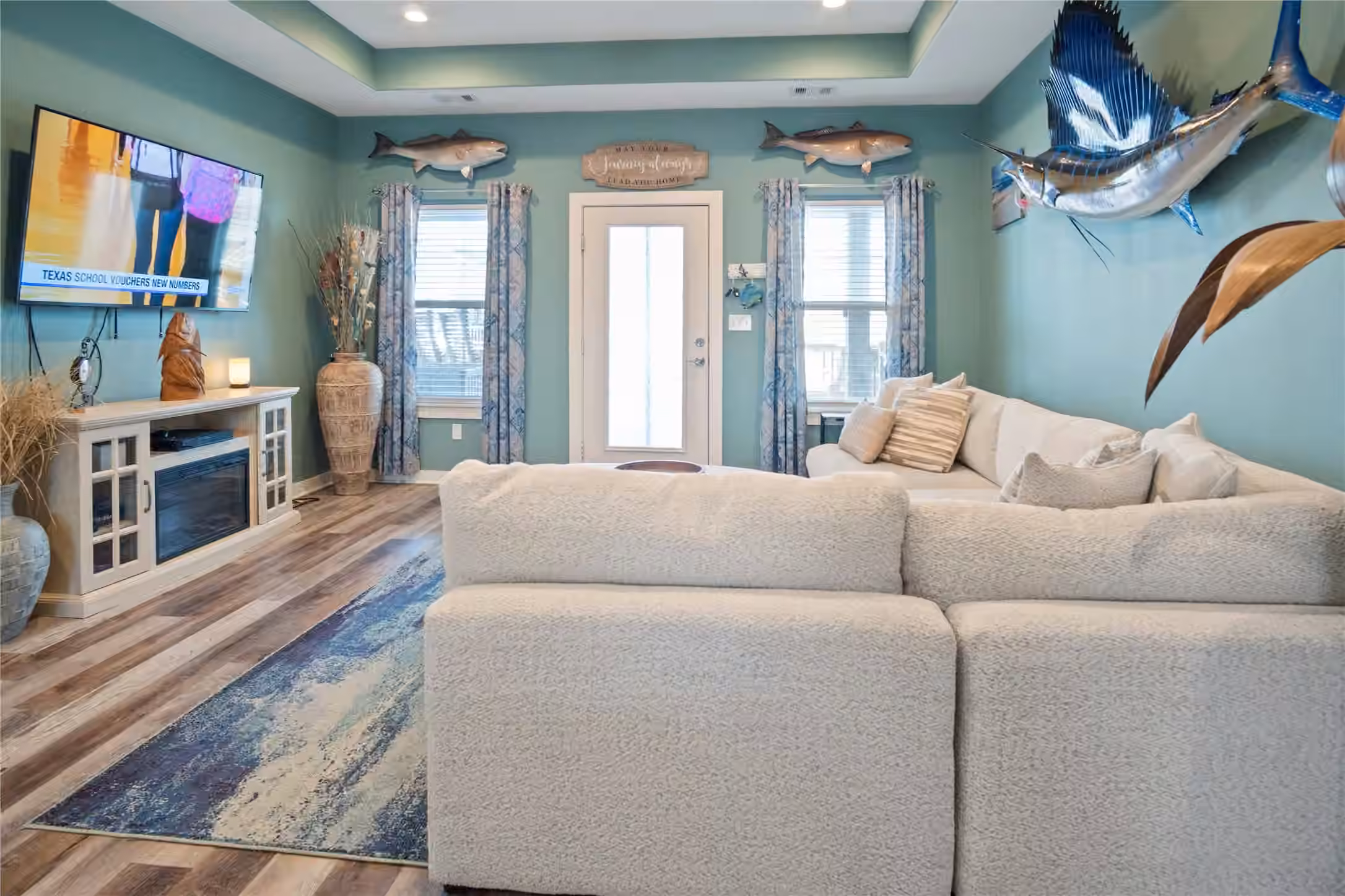 Photo 7 of 957 S Cove, Crystal Beach, TX