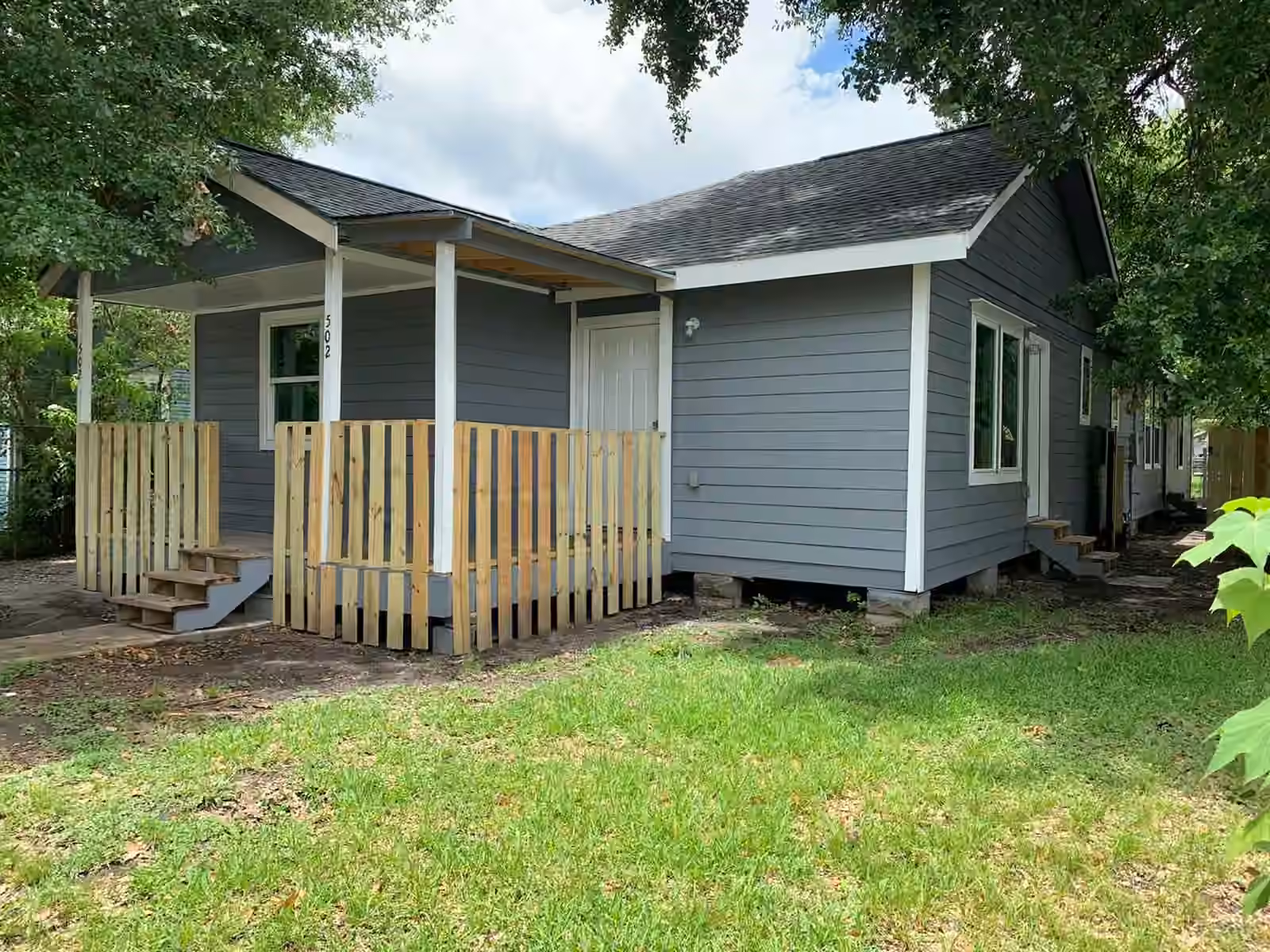 Photo of 502 Hahlo Street, Houston, TX