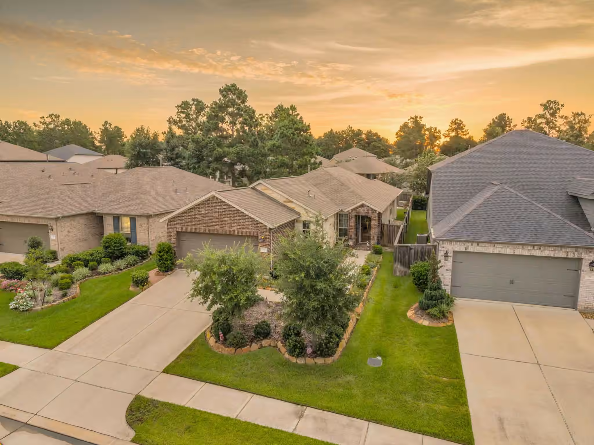 Photo of 118 Wild Wisteria Lane, Montgomery, TX
