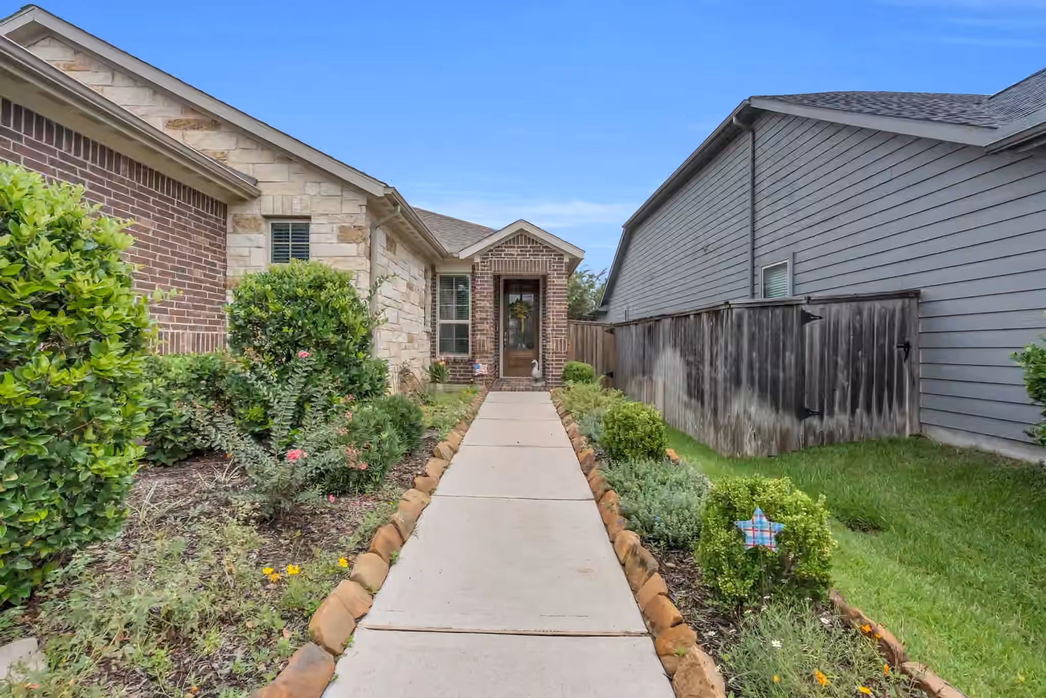 Photo 7 of 118 Wild Wisteria Lane, Montgomery, TX