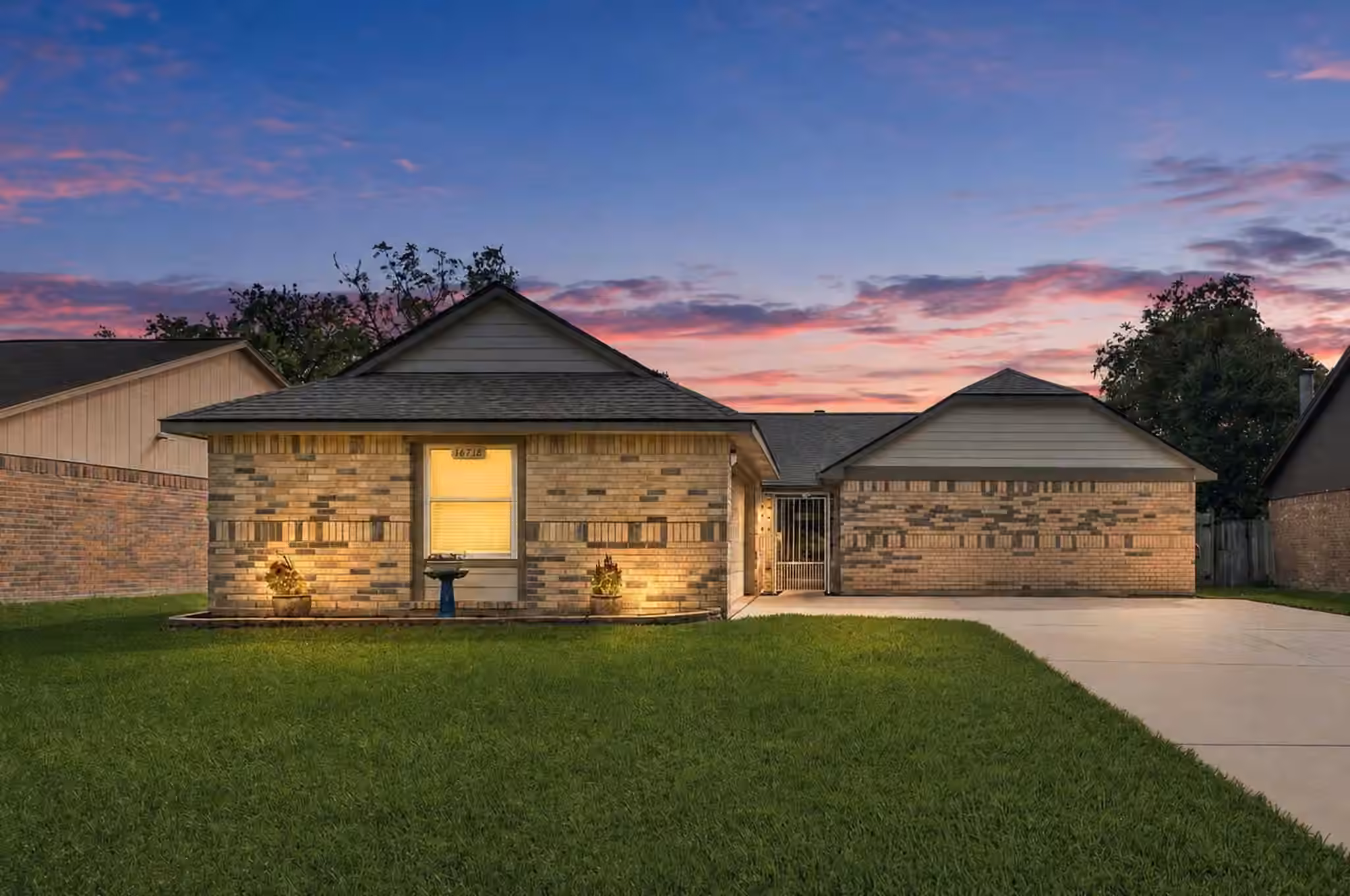Photo of 16738 Barkentine Lane, Friendswood, TX 77546