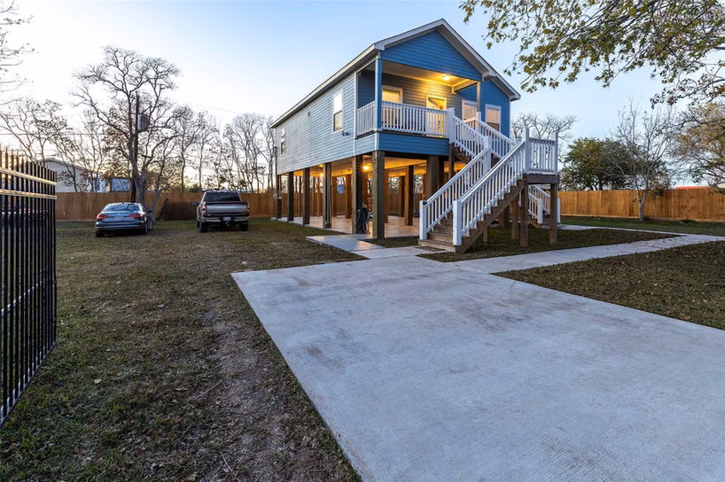 Photo of 1126 3 Ks, San Leon, TX