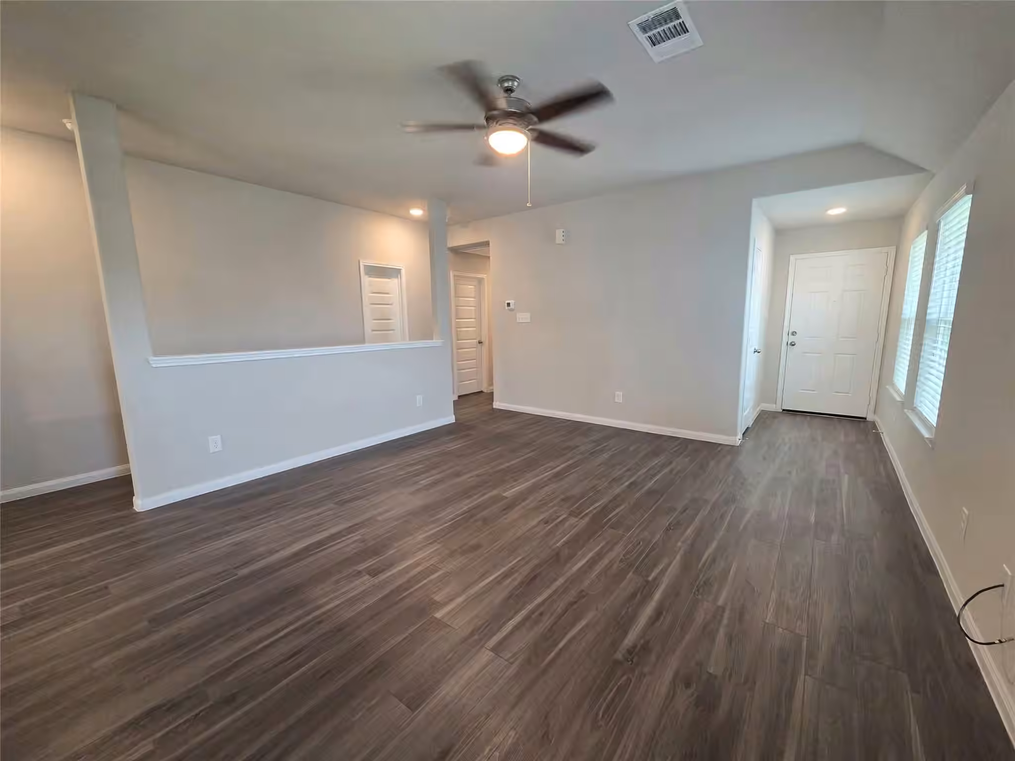 Photo 6 of 2390 Tavo Trail Drive, Conroe, TX