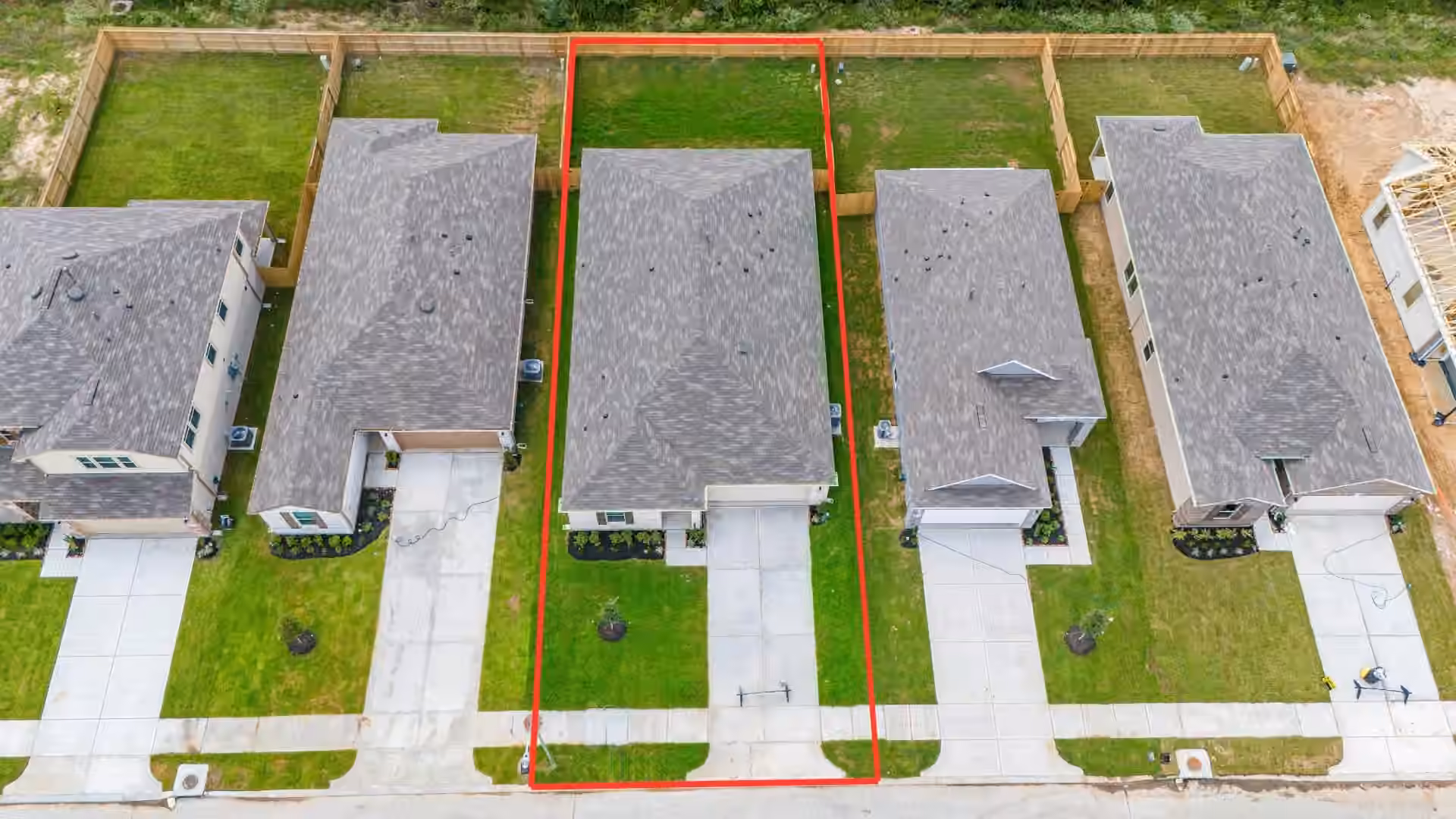 Photo 2 of 1806 Livadero Lane, Fresno, TX