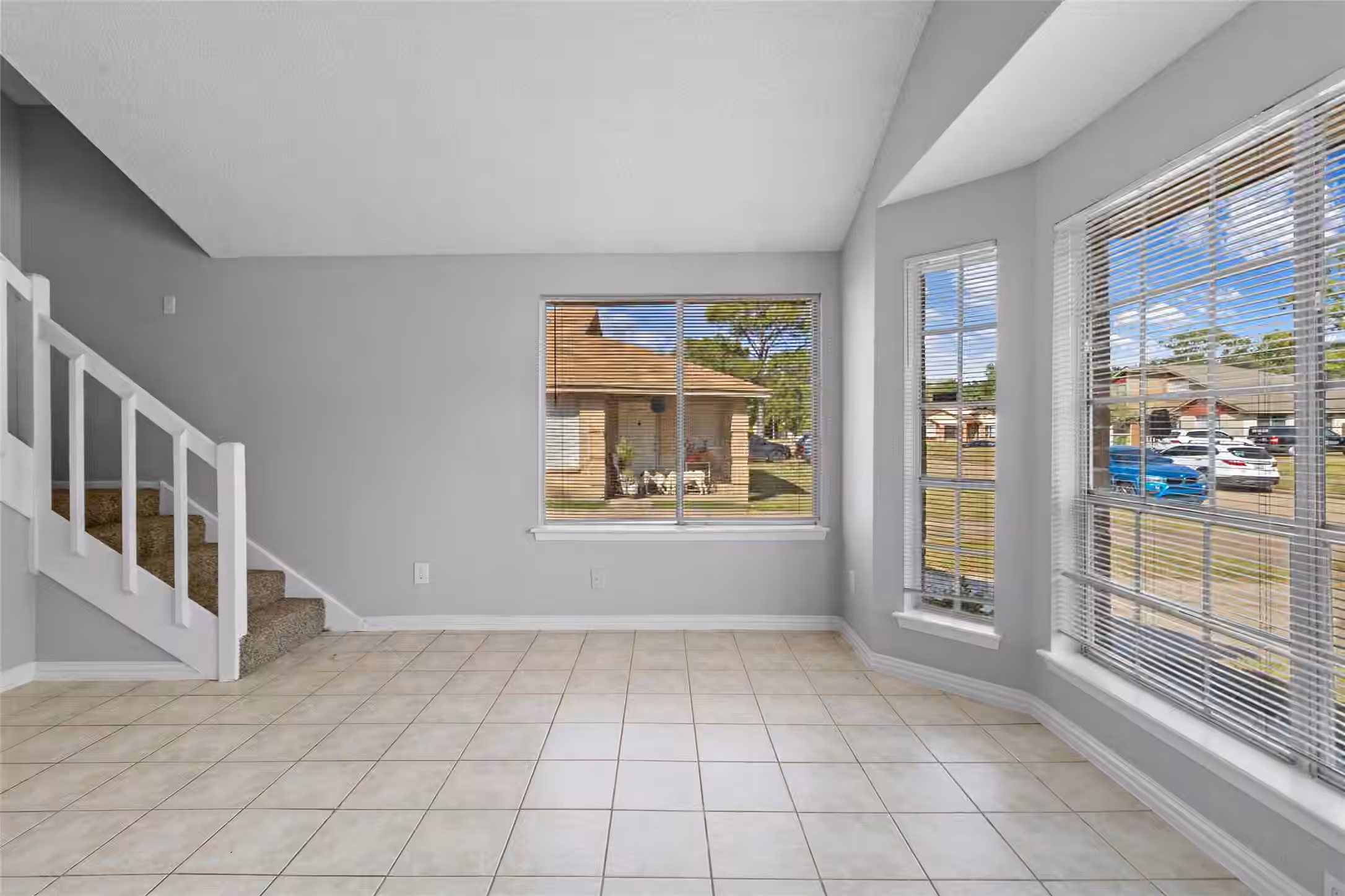 Photo 4 of 17010 Pastoria Drive, Houston, TX