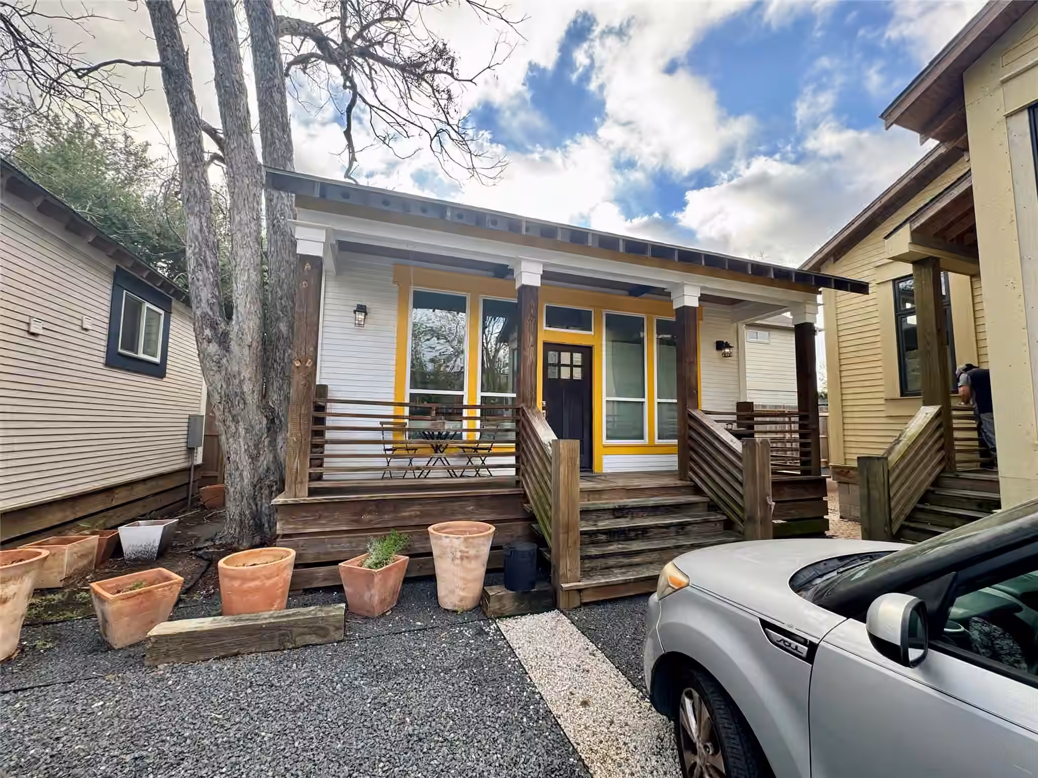 Photo 7 of 811 E 23rd Street, Houston, TX