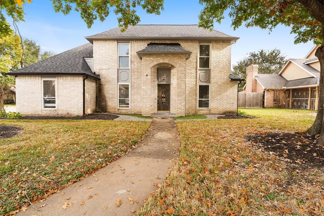 Photo 3 of 4103 Club Valley Drive, Houston, TX