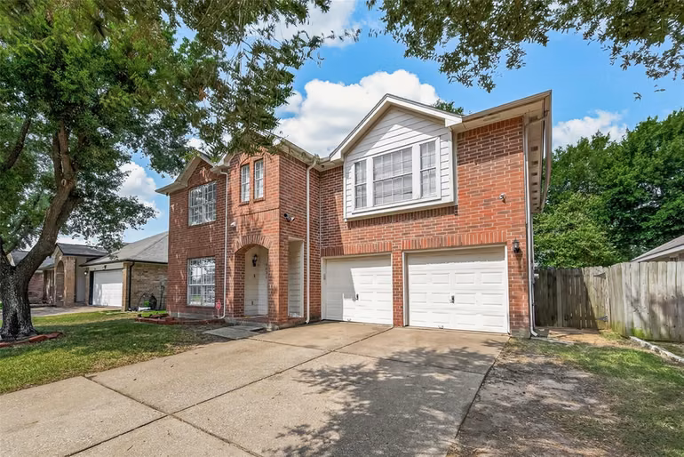 Photo 4 of 6631 Greenhouse Road, Katy, TX