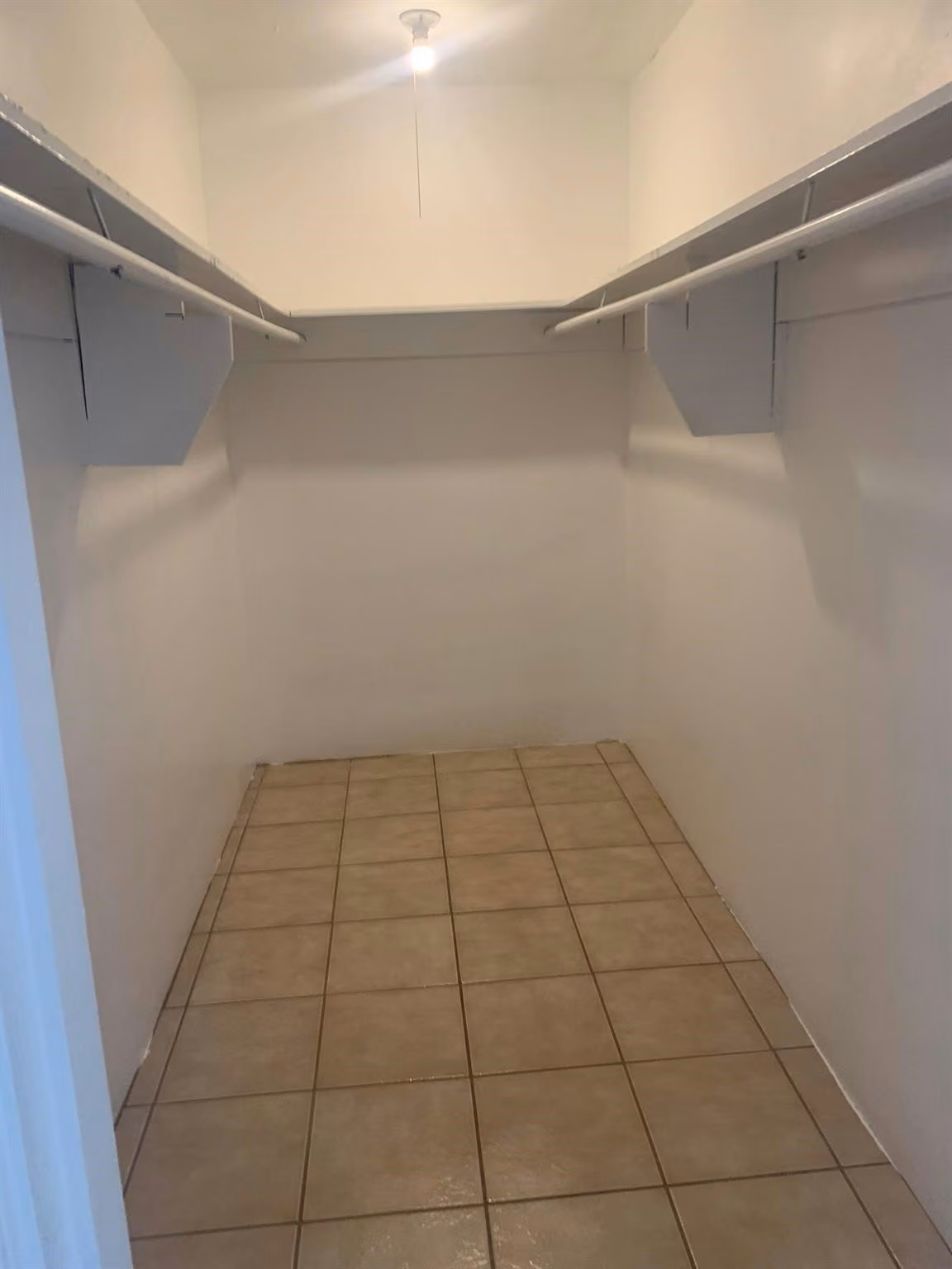 Photo 5 of 5617 Bissonnet Street 201B, Houston, TX