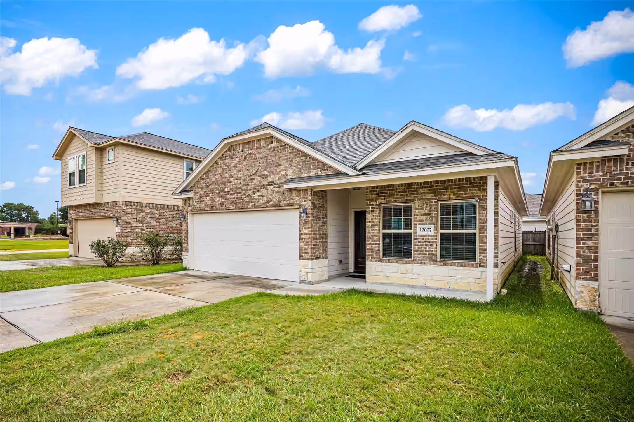 Photo 3 of 12007 Northpointe Meadows Drive, Tomball, TX