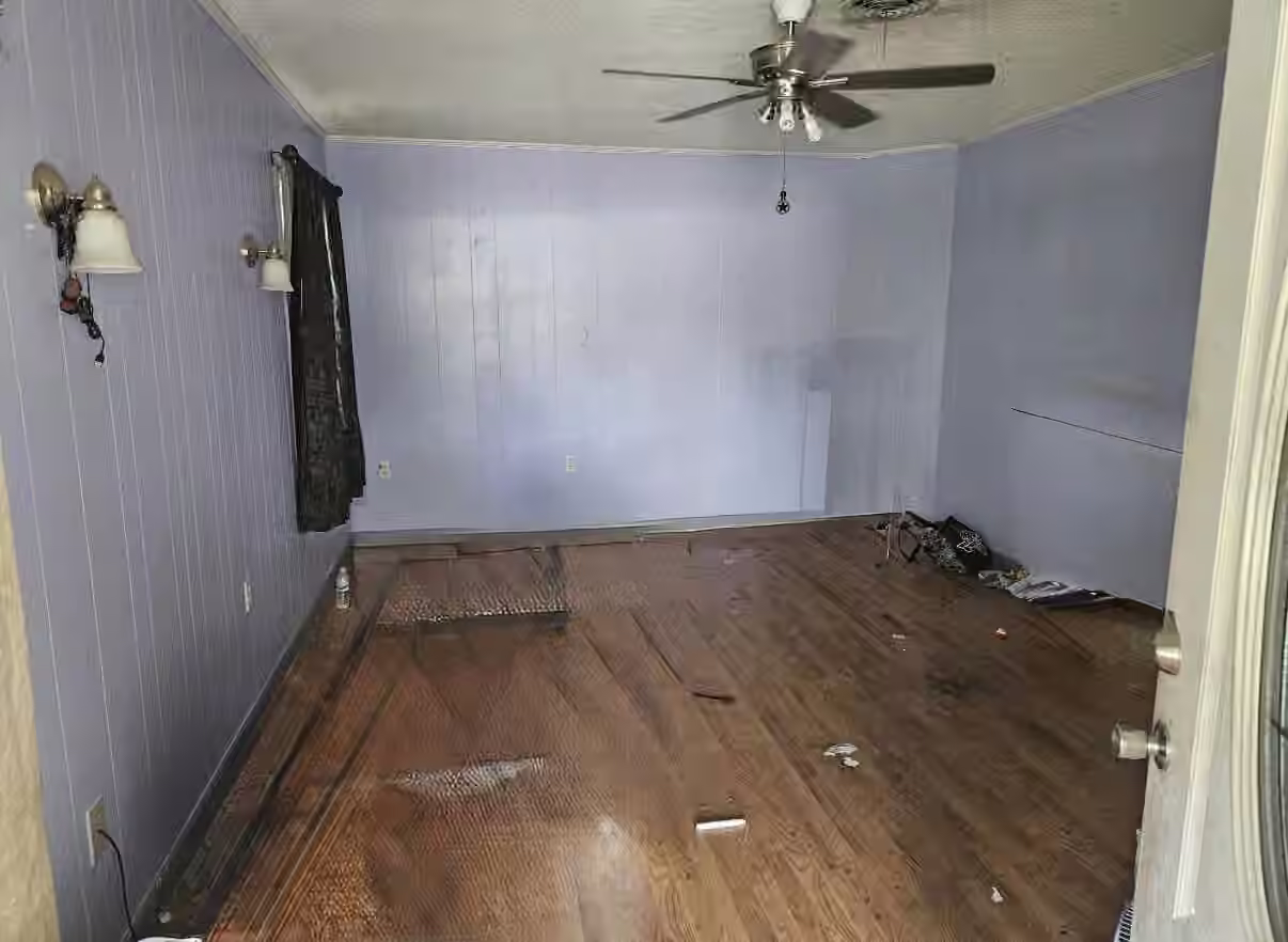 Photo 6 of 712 Oak Avenue, Highlands, TX