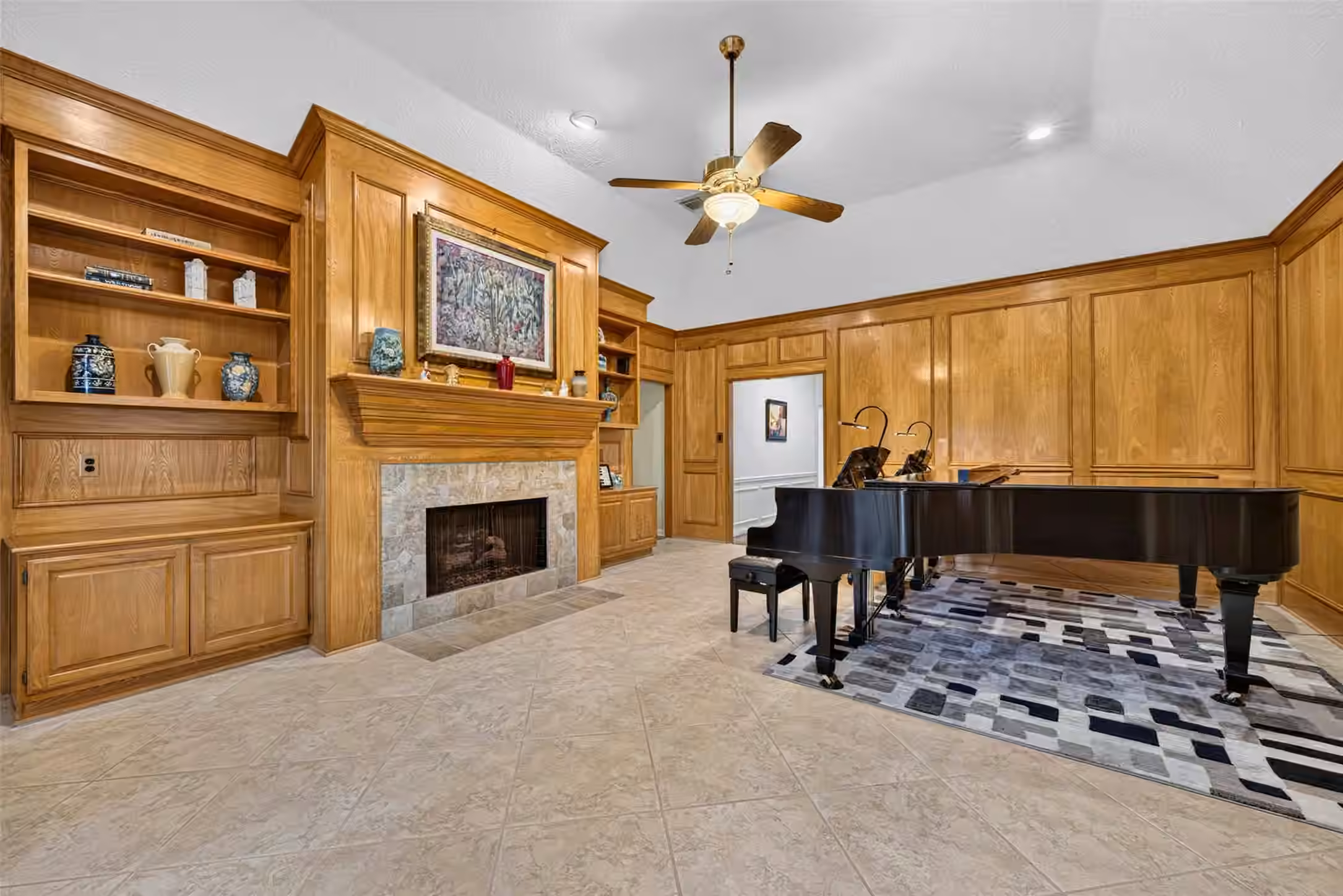 Photo 7 of 15327 Willow Shores Drive, Houston, TX