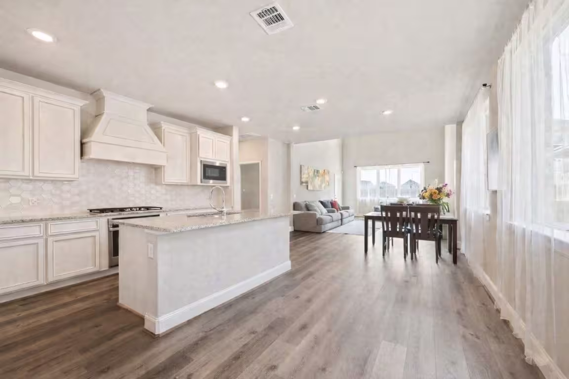 Photo 4 of 740 Ocean Palms Drive, Katy, TX