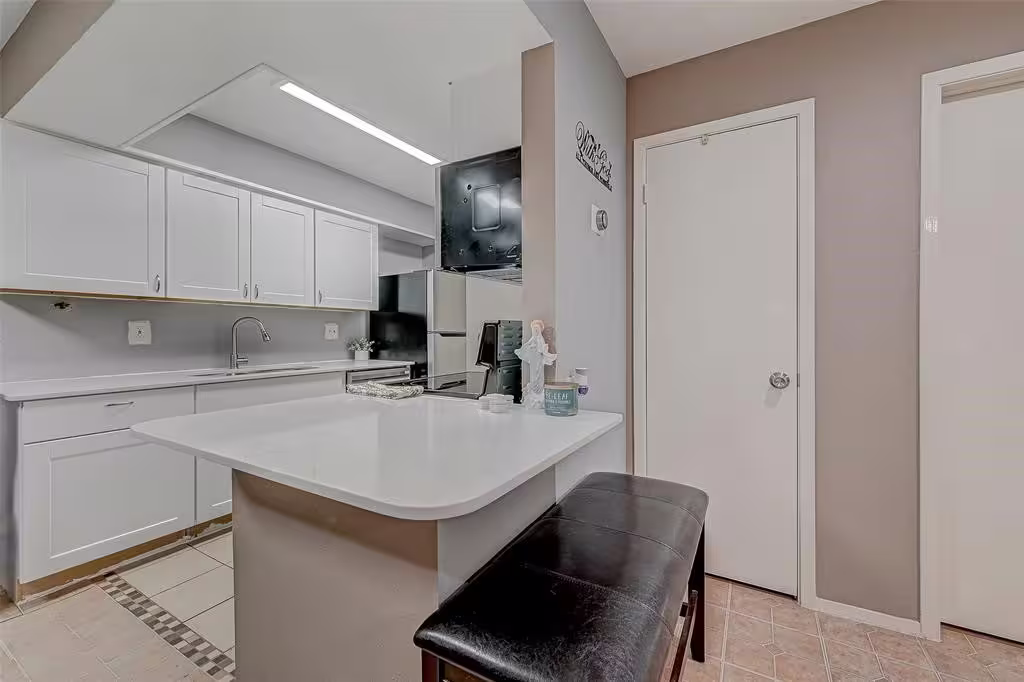 Photo 2 of 8201 Richmond Avenue 50, Houston, TX