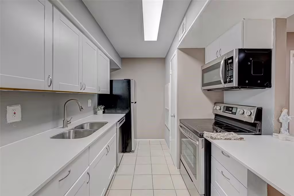Photo 3 of 8201 Richmond Avenue 50, Houston, TX