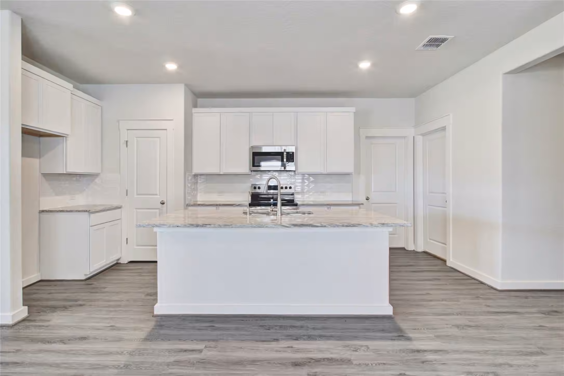 Photo 3 of 12734 Dina Springs Lane, Magnolia, TX