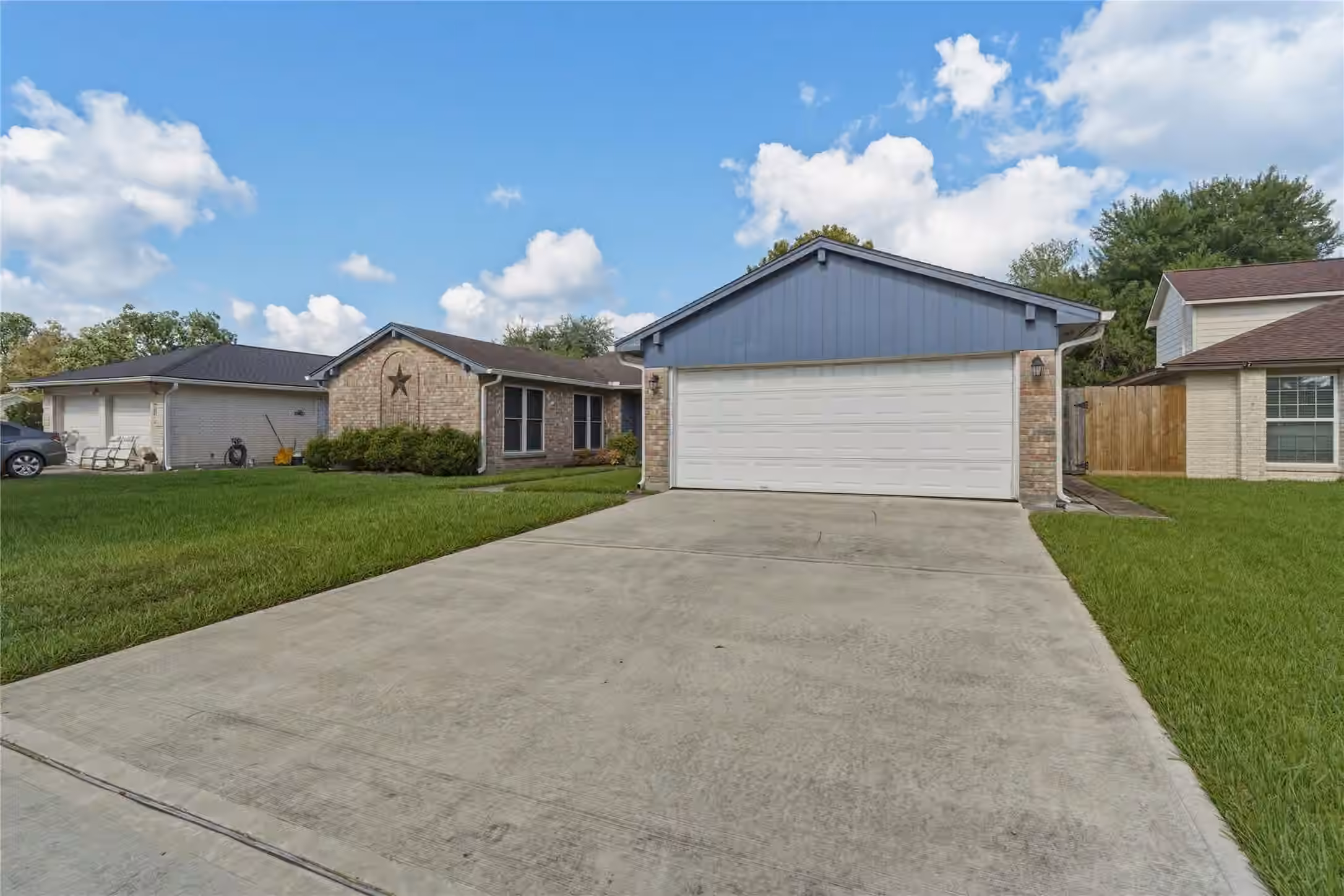 Photo 2 of 17330 Herrnhut Drive, Webster, TX