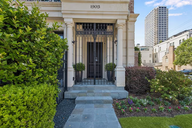 Photo 3 of 1903 Revere Street, Houston, TX